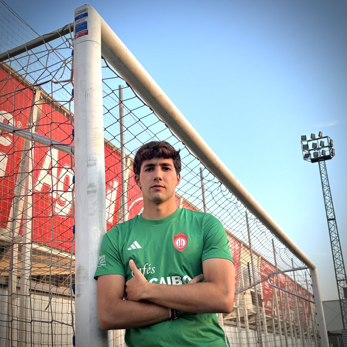 🆕🧤❤️

#BienvenidoMariano | #CDUtrera