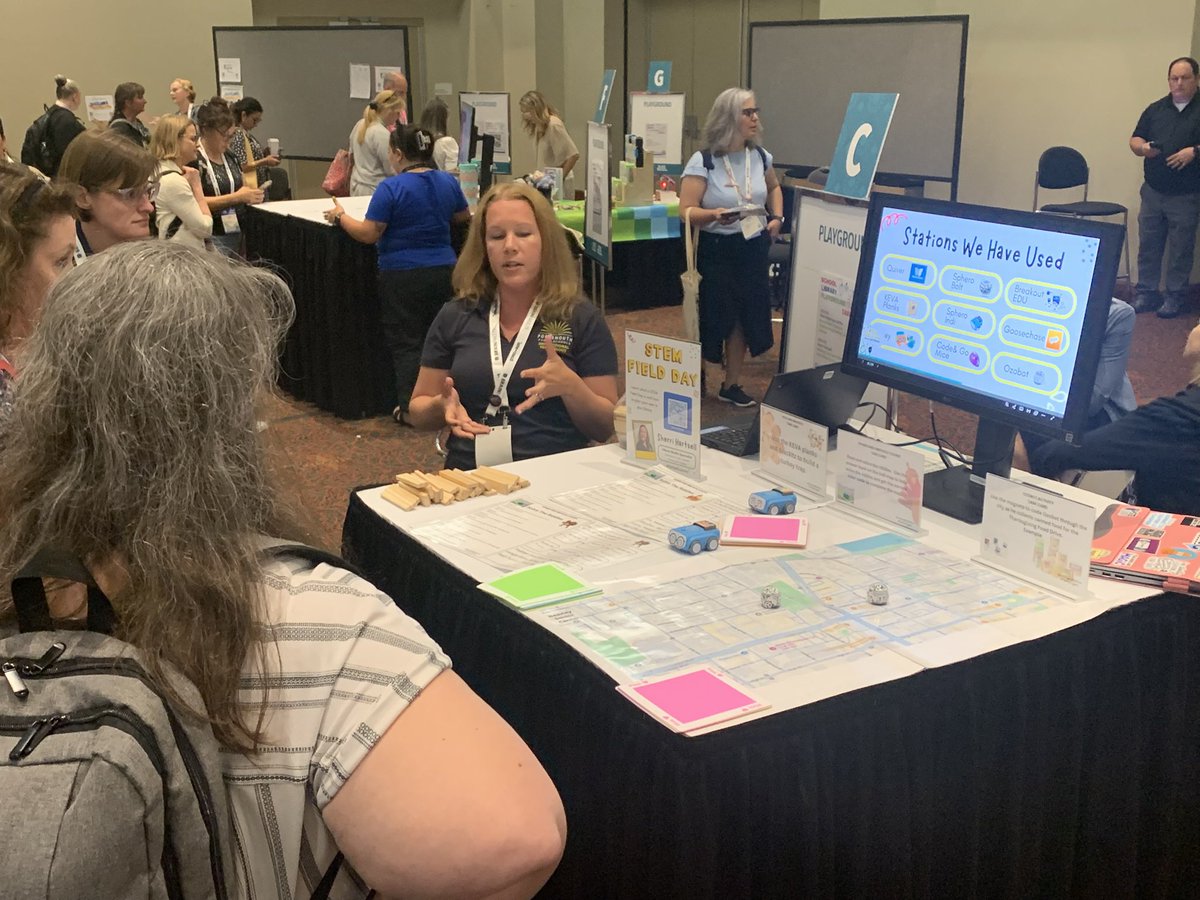 JStetinaTRT's tweet image. The #istelive2025 School Library Playground featured Park View’s Library Media Specialist, @HartsellLibrary, who shared her innovative Stem Field Day activities, sparking lots of inspiration for attendees! @jennthomas75 @PortsVASchools @VAASL @ebracyPPS