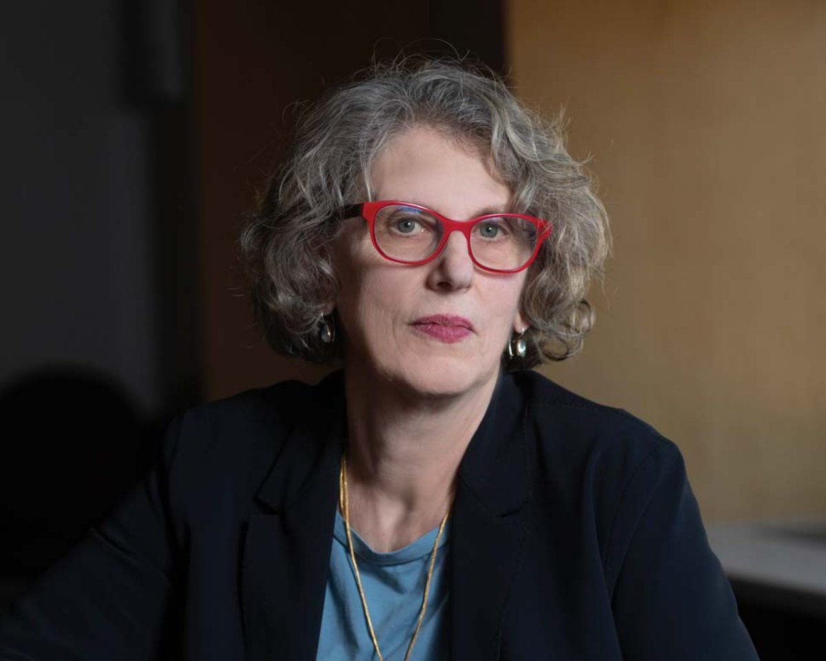 BCBookmarks's tweet image. .@BostonCollege Professor Juliet Schor @JulietSchor makes the case for a shorter work week in her new book 'Four Days a Week.' bcbookmarks.com/2025/06/30/the…
