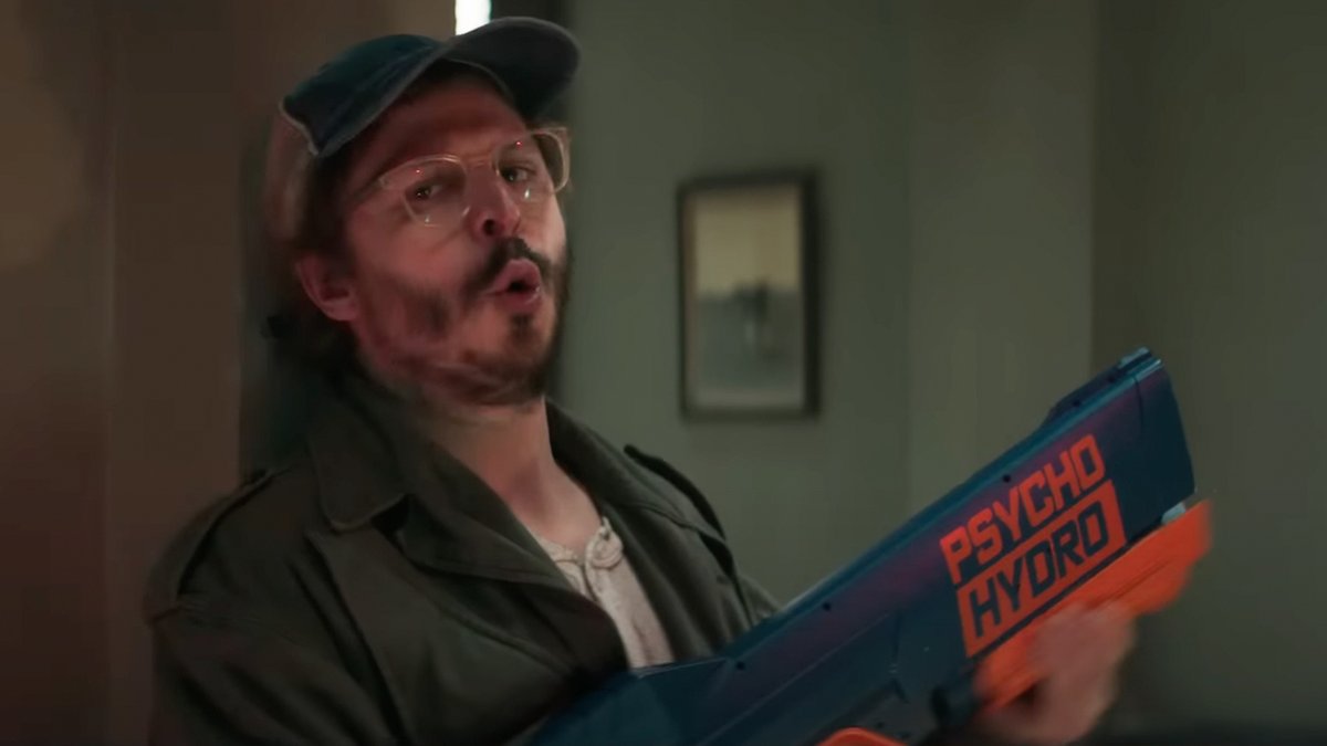 TRAILER BREAKDOWN INTERVIEW 🎞️

Edgar Wright talks #TheRunningMan's explosive trailer – from Glen Powell in a towel, to his reunion with Michael Cera, to that massive bridge boom.

Read the full interview: empireonline.com/movies/feature…