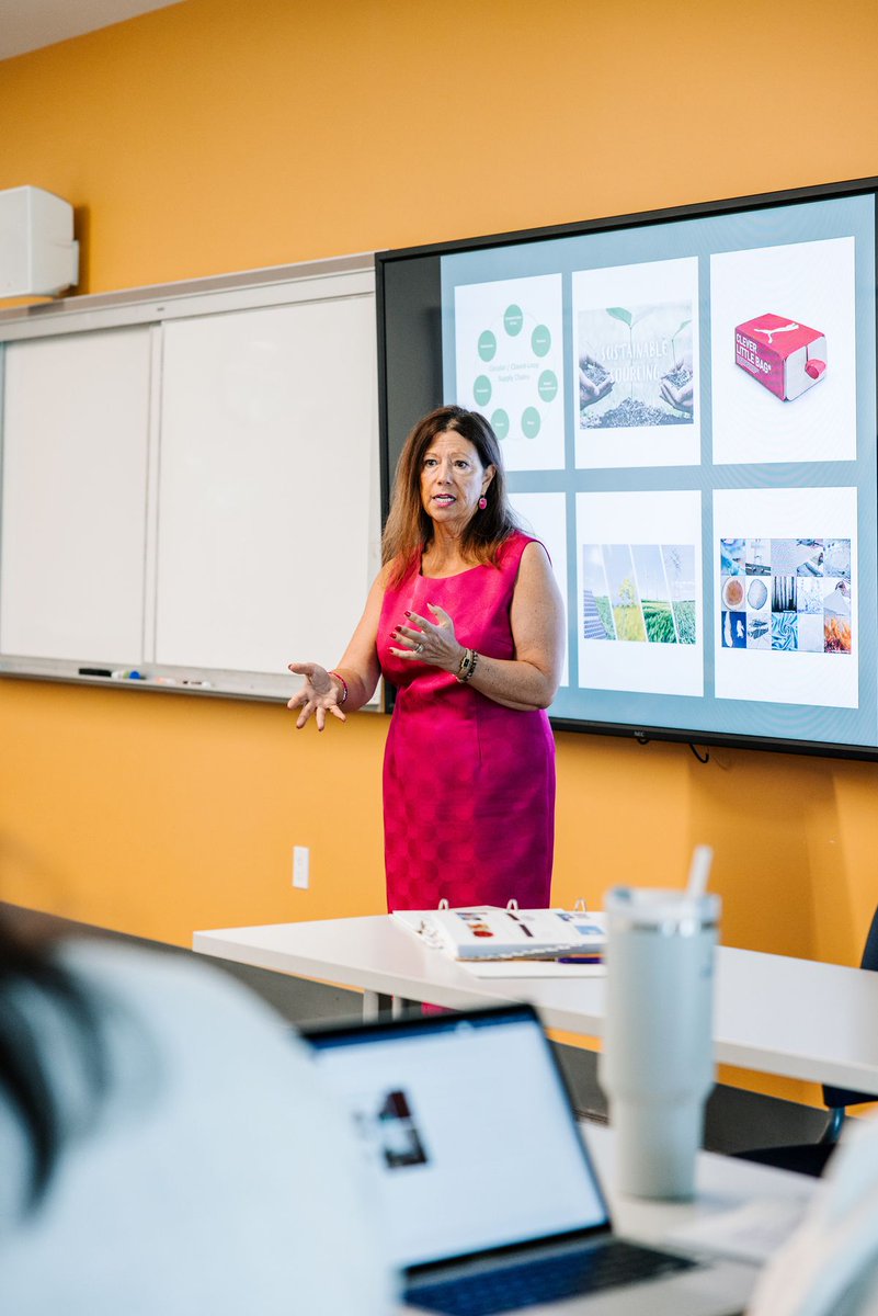Meet some of @PCBizschool's accomplished professors of practice: 

• John Schibler, Ph.D. and Matthew Callahan, M.A.
• Kevin McMahon, MBA
• Michael Grande M.Sc. '83 
• Rae Caloura, MBA '94G 
• Brian Lamoureux, J.D. ’94

buff.ly/Ot43E8C