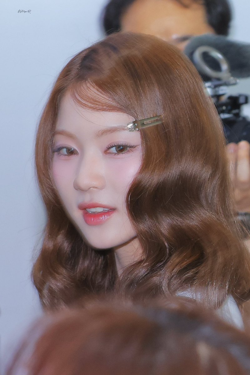 Wh1speR0123's tweet image. 250701 ICN 출국💕

#이사진최고
#아이사 #ISA 
#스테이씨 #STAYC