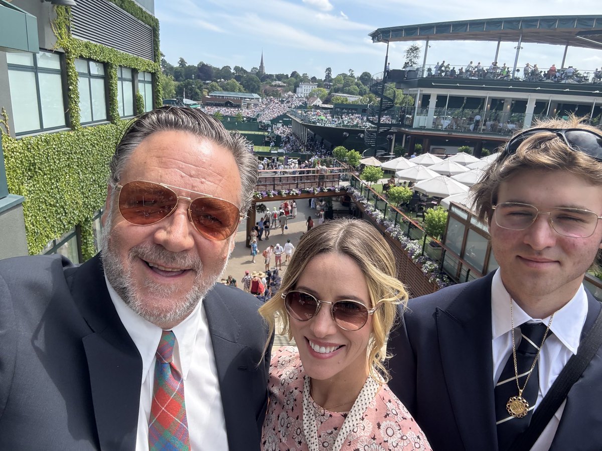 russellcrowe's tweet image. Where am I now ?