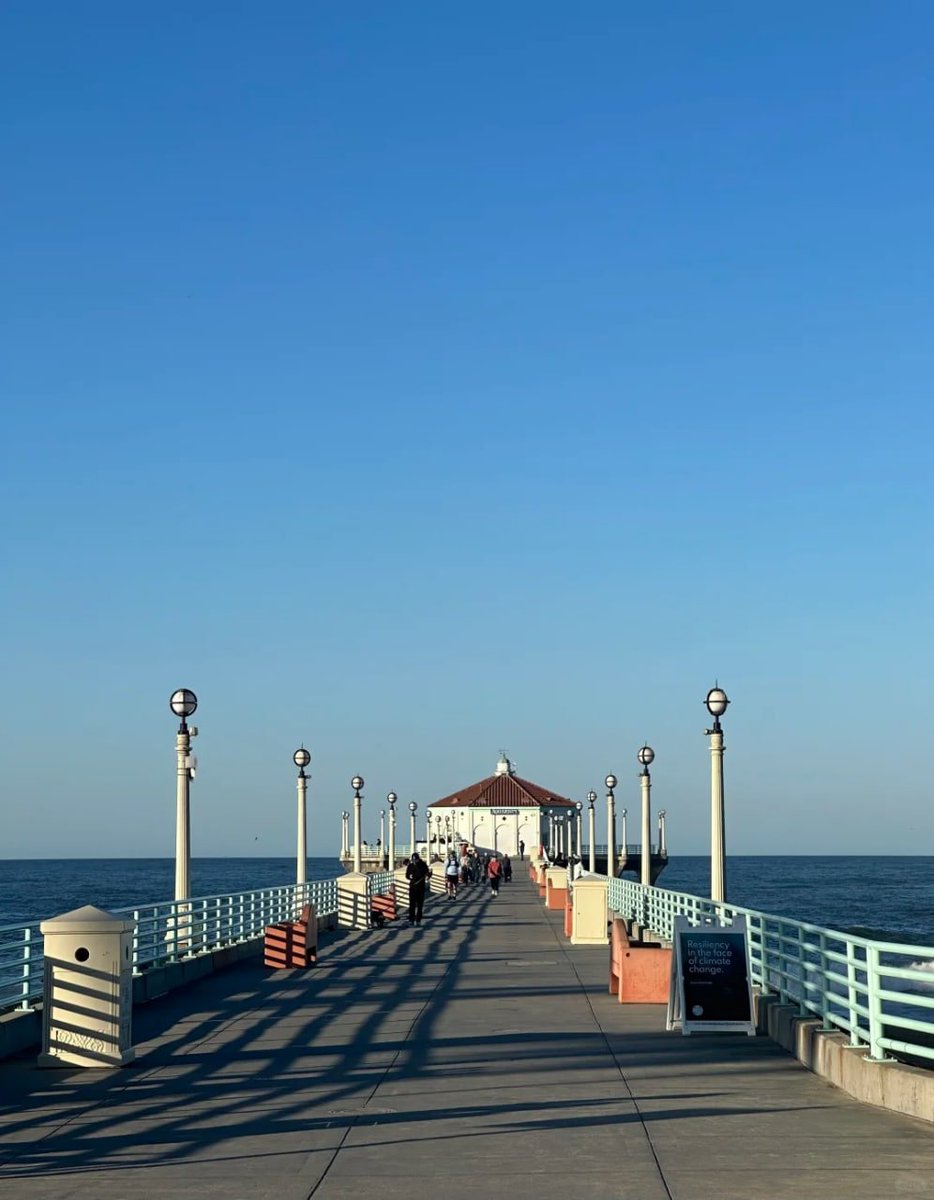 ZoePopova_Nyx's tweet image. Finally found a few snapshots of LA outside of work mode. Nothing fancy  just honest pieces of my everyday life.#LosAngeles #EverydayLife #NotJustWork #CityMoments #SunsetVibes #StreetScenes