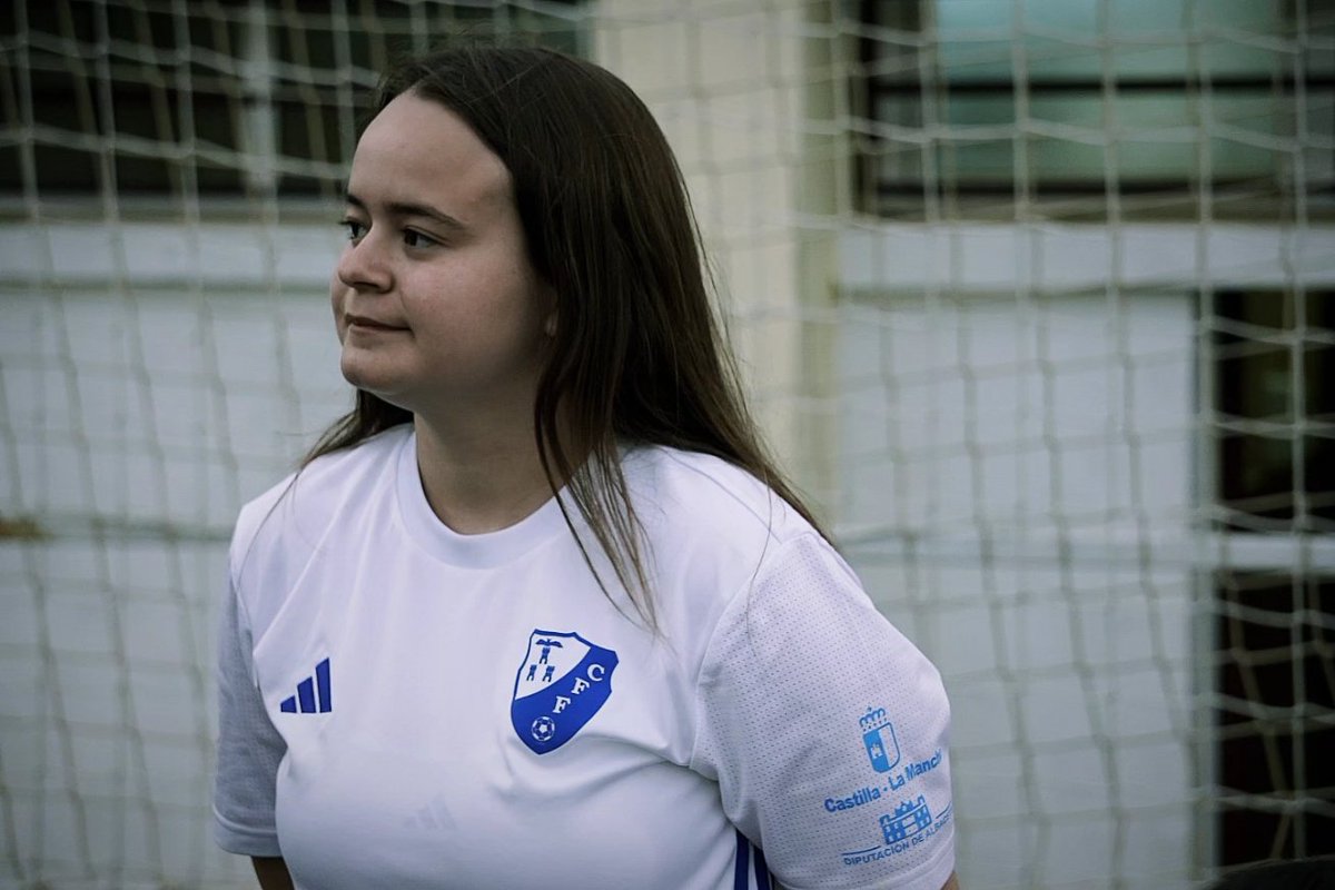 Muchas Gracias ! 😊

Un año más, muchas gracias a tod@s nuestr@s colaborador@s y patrocinador@s 👏👏

<a href="/gobjccm/">Gobierno de Castilla-La Mancha</a> <a href="/dipualba/">Diputación de Albacete</a> siempre con el Fútbol Femenino.