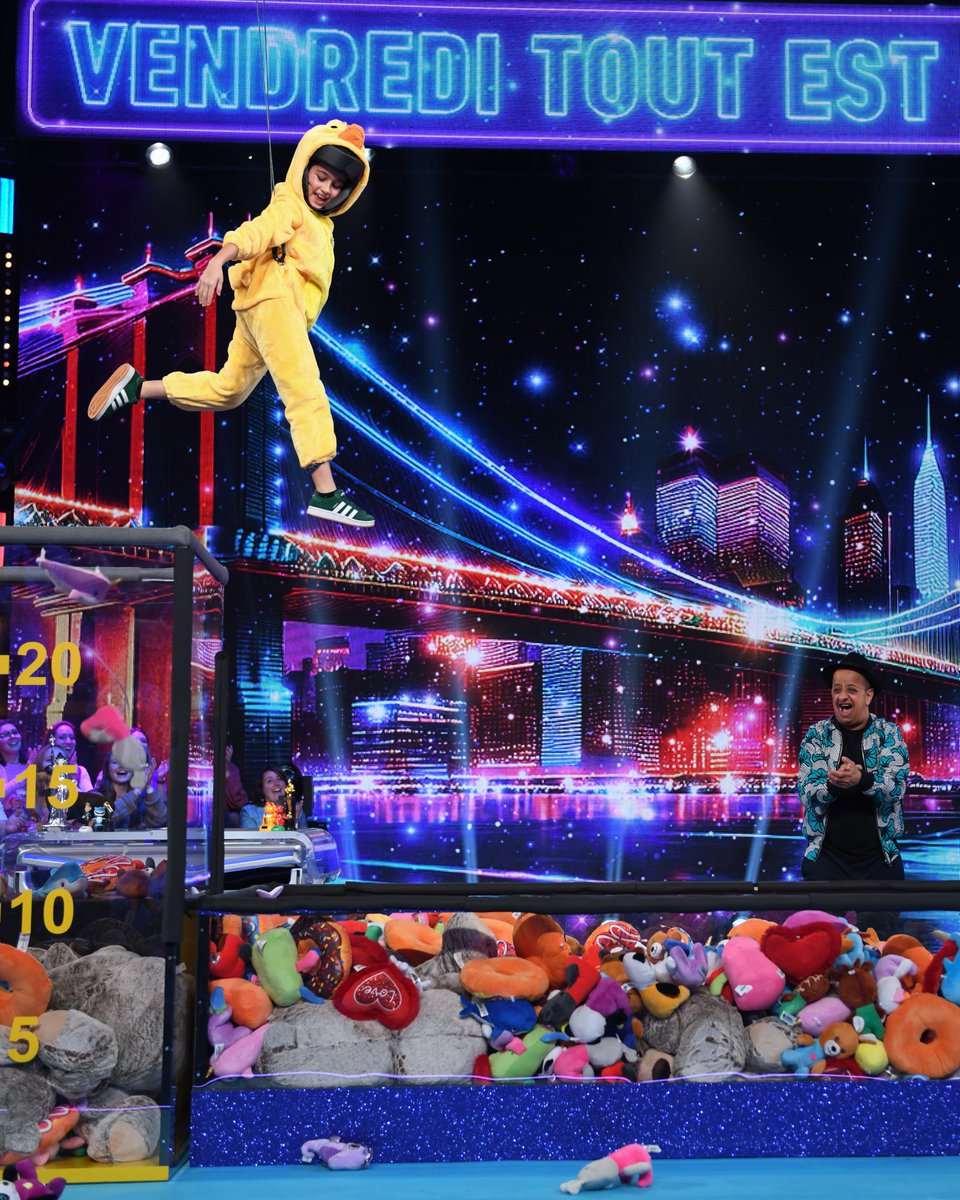 #Inédit
<a href="/Booder_officiel/">Booder</a> revient aux commandes d’un #VTEP 100% Enfants ! 🧸Avec l’aide de #Tareek, <a href="/MajidBERHILA/">Majid BERHILA</a> et <a href="/ViktorVincentOF/">Viktor Vincent OFFICIEL</a>, les enfants vont pouvoir participer aux épreuves cultes de #VendrediToutEstPermis !

Rdv vendredi soir sur <a href="/TF1/">TF1</a> et en streaming sur <a href="/tf1plus/">TF1+</a>  !