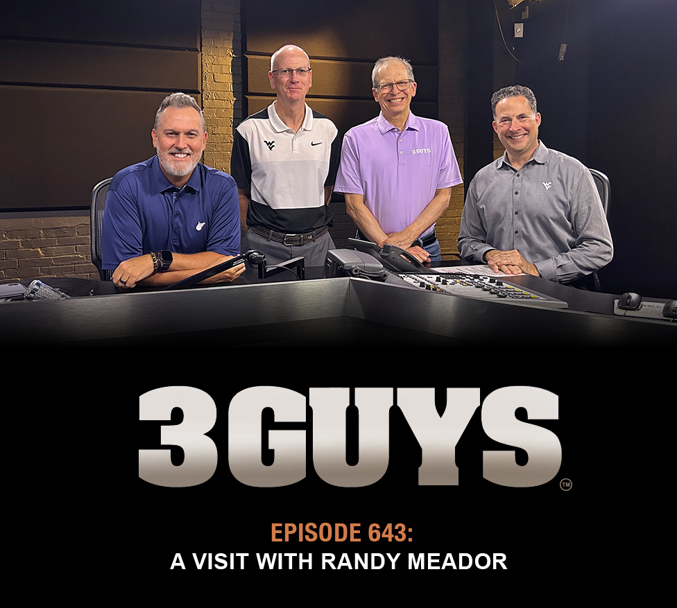 TonyCaridi's tweet image. 🏀💪 41 seasons. Countless sprains, strains & triumphs.
He’s the Ironman behind the Mountaineers.
🎧 Legendary WVU trainer Randy Meador joins @3Guys__ with @bradhowe07 & @HoppyKercheval to reflect on 4+ decades of dedication to @WVUhoops.
Full epiosde: spreaker.com/episode/3-guys…