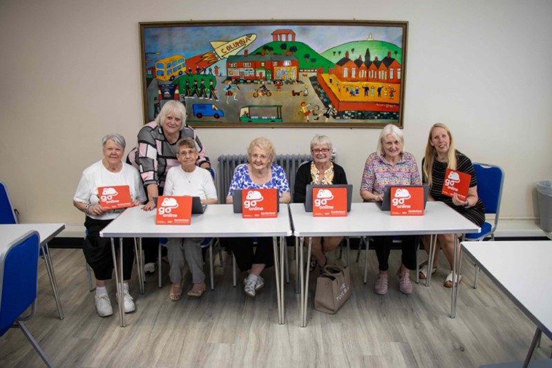 Need help getting online? 💻📱

Sunderland’s Digital Health Hubs are expanding – offering free, friendly support to boost your digital skills, confidence and safety online.

📍 Find your nearest hub: orlo.uk/JJmrh 
💻 Learn more: orlo.uk/1L7XS

#CityOfSmart