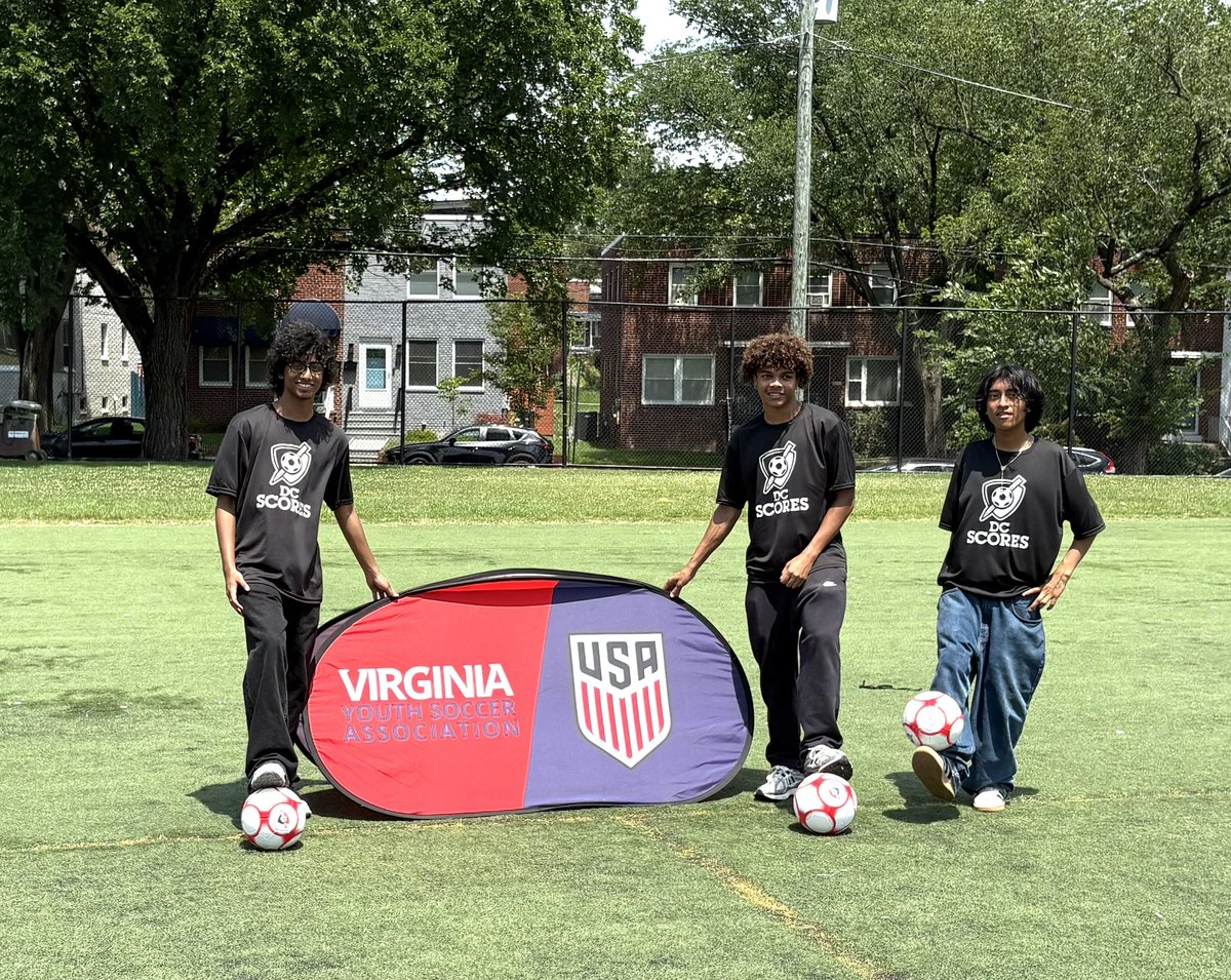 The power of poet-athletes! Thanks <a href="/DCSCORES/">DC SCORES</a> <a href="/ussoccer/">U.S. Soccer</a> <a href="/USWNT/">U.S. Women's National Soccer Team</a> , USWNT alumna <a href="/WashSpirit/">Washington Spirit</a> <a href="/DCPowerFC/">DC Power Football Club</a> <a href="/dcunited/">D.C. United</a> local soccer clubs, community leaders, schools in the DC community. Great to see 100s of our future generation enjoying themselves with US Soccer Forward.