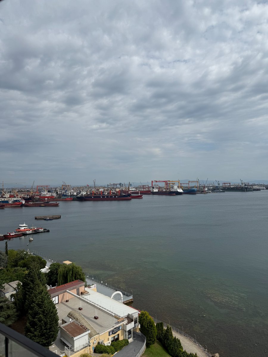 Maritime Risk Group (MRG) (@mrg_ntua) on Twitter photo Today, July 1st,<a href="/mrg_ntua/">Maritime Risk Group (MRG)</a> represented by <a href="/MariosKoim/">Marios Koim</a> attended the <a href="/BBARGEProject/">BlueBARGE Project</a> 3rd GA meeting in Istanbul!🛳️
Great discussions and insightful presentations from all partners.
Huge thanks to #elkon for the warm hospitality! 🌊
#MaritimeInnovation #SustainableTransport Today, July 1st,<a href="/mrg_ntua/">Maritime Risk Group (MRG)</a> represented by <a href="/MariosKoim/">Marios Koim</a> attended the <a href="/BBARGEProject/">BlueBARGE Project</a> 3rd GA meeting in Istanbul!🛳️
Great discussions and insightful presentations from all partners.
Huge thanks to #elkon for the warm hospitality! 🌊
#MaritimeInnovation #SustainableTransport