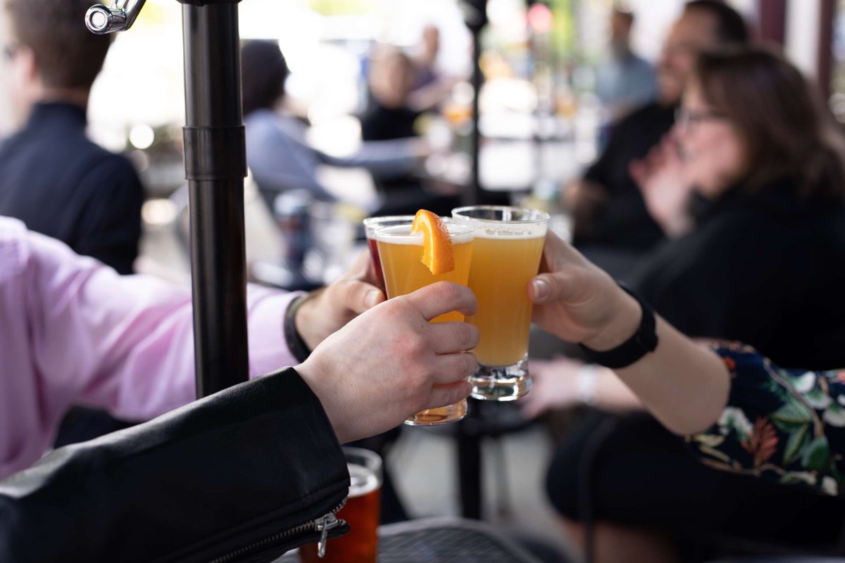 We’re investing in Bethlehem’s future through our #MainStreetMatters program!
 
Bethlehem Economic Development Corp. will invest in:
🎯 A planning grant to shape the future of the SouthSide Arts District
🏬 A Business Improvement Grant to boost small biz

ow.ly/mZ3q50Wj03x