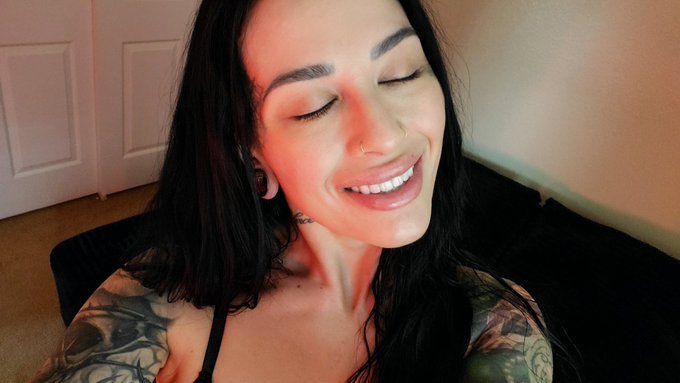 Watch KATRINA JADE™'s leaked NSFW photo on TwXstars