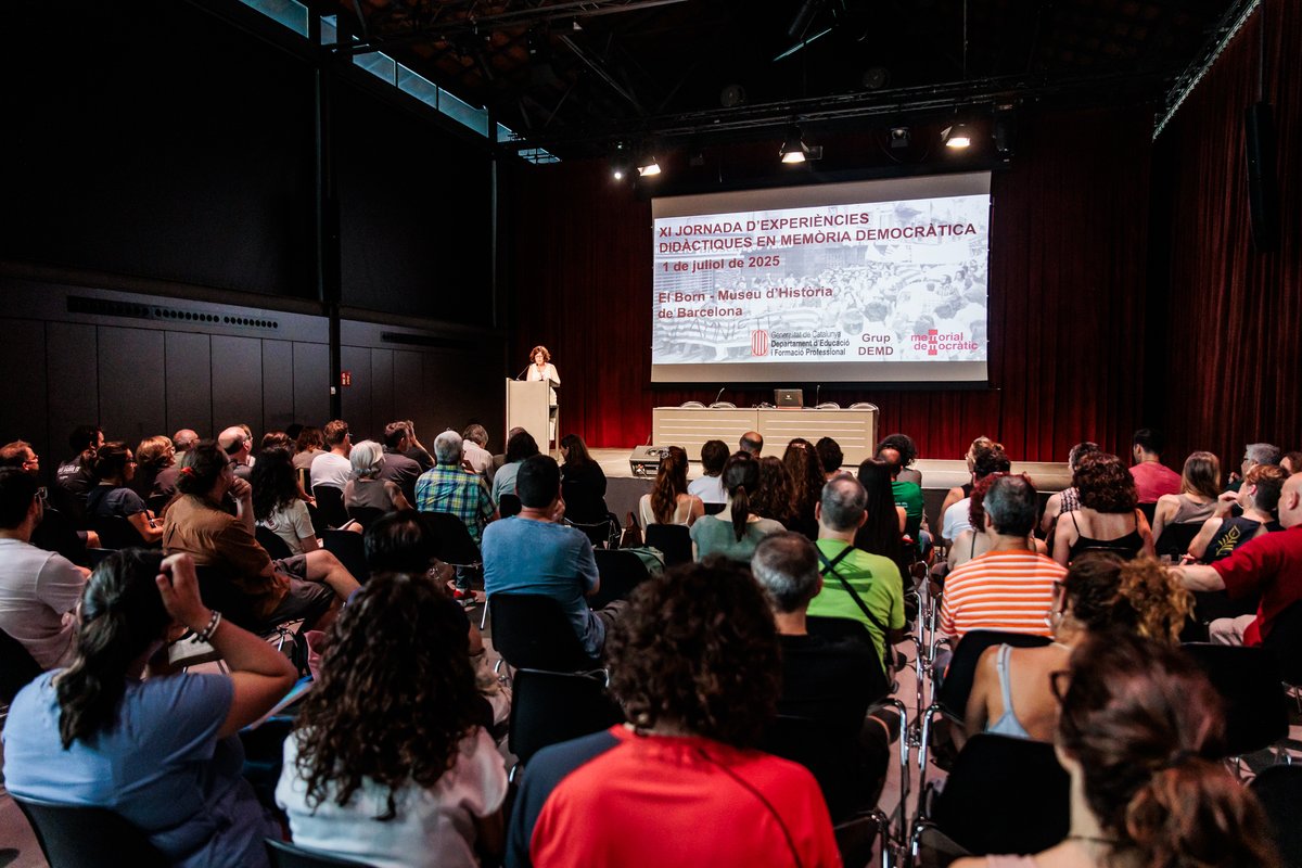 educaciocat's tweet image. Catalunya impulsa la memòria democràtica a les aules: un centenar de docents de tot el territori es reuneixen per compartir recursos i projectes a la XI edició de la Jornada d’Experiències Didàctiques en Memòria Democràtica.
Més informació: gen.cat/45PPlAE