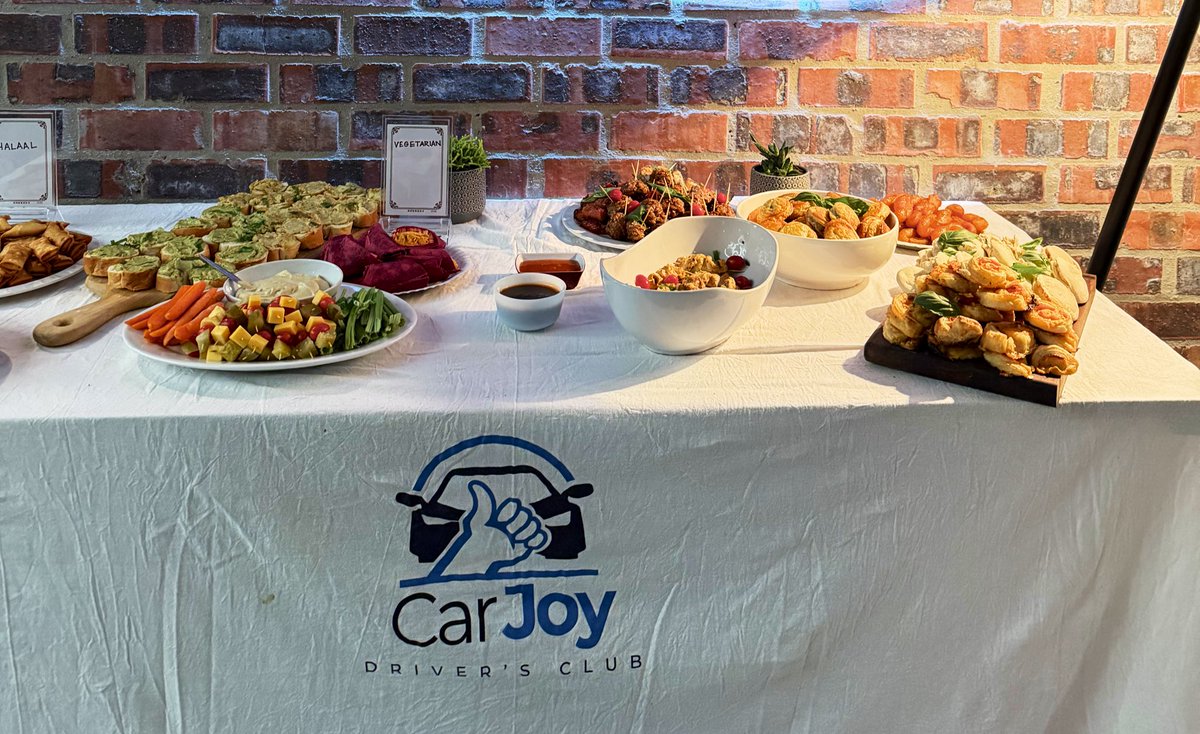 The catering 🤤🤤🤤 top tier like the entertainment 😛