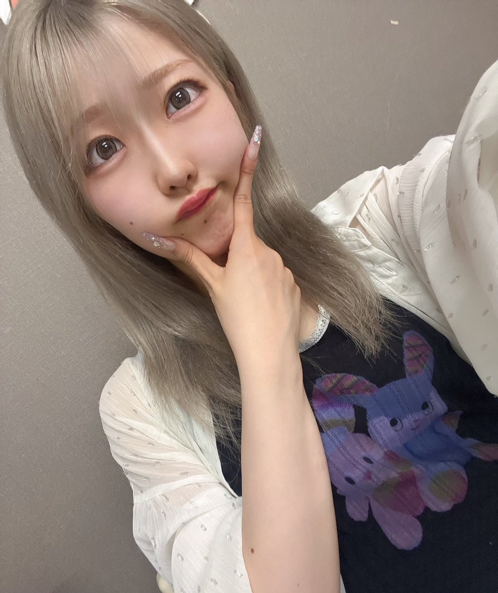 もはや色落ちしてきているよ〜なわたしです。
今日もありがとうございました！
国宝の話もできたし、マダミスも！
ポジショニングマップ楽しかったな〜おにぎり大好きだから情報もらえて嬉しかった！🍙❤︎
次回はカプセルトイやるよー！！
7月15日22:00~です！(ひとみ)
#せきねといえば