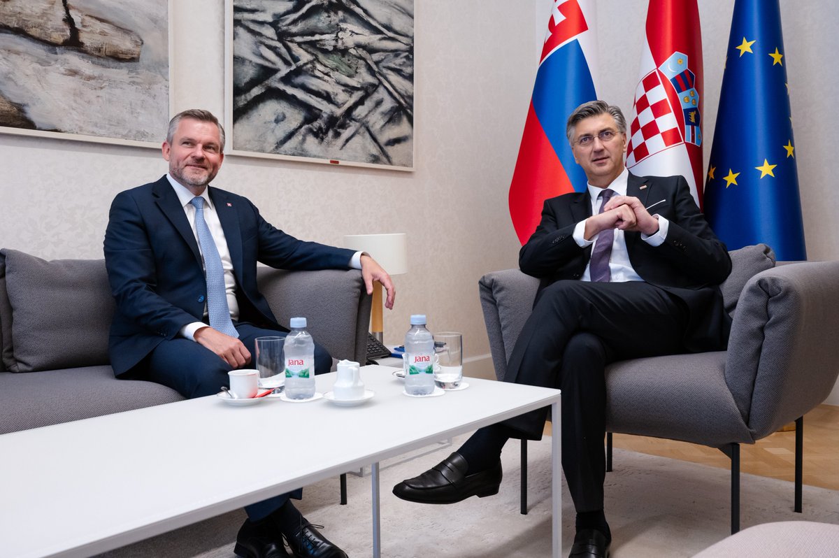 Andrej Plenković (@andrejplenkovic) on Twitter photo I welcomed the President of Slovakia <a href="/PellegriniP_/">Peter Pellegrini</a> at the Banski Dvori. Excellent bilateral relations 🇭🇷🇸🇰 are accompanied by strong trade cooperation, which in 2024 amounted to more than €1.5 billion. Last year, more than half a million Slovak tourists visited Croatia, we also I welcomed the President of Slovakia <a href="/PellegriniP_/">Peter Pellegrini</a> at the Banski Dvori. Excellent bilateral relations 🇭🇷🇸🇰 are accompanied by strong trade cooperation, which in 2024 amounted to more than €1.5 billion. Last year, more than half a million Slovak tourists visited Croatia, we also