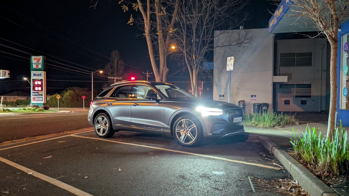 Loflyt - Low Flight (@loflyt) on Twitter photo I've given this <a href="/GenesisMotorsAu/">Genesis Motors Australia</a> a proper workout. 450km round trip to have a cup of tea with mum. Real country dark, cold winding high country stuff. Yes, I stopped for some electrons and caffeine, in between singing Maximo Park (badly) at the top of my lungs. I've given this <a href="/GenesisMotorsAu/">Genesis Motors Australia</a> a proper workout. 450km round trip to have a cup of tea with mum. Real country dark, cold winding high country stuff. Yes, I stopped for some electrons and caffeine, in between singing Maximo Park (badly) at the top of my lungs.