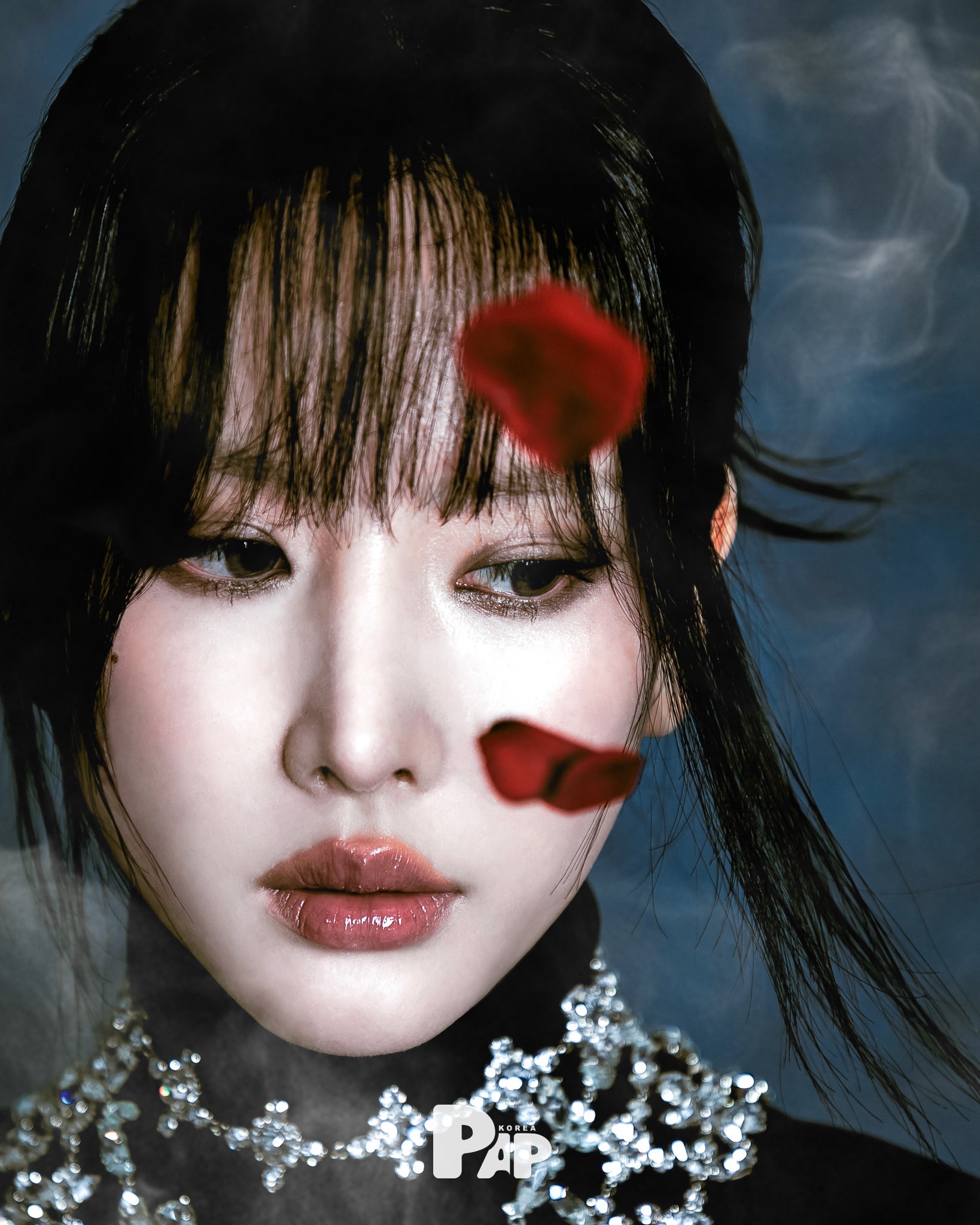 GuxyERFW8AAbrnE?format=jpg&name=large