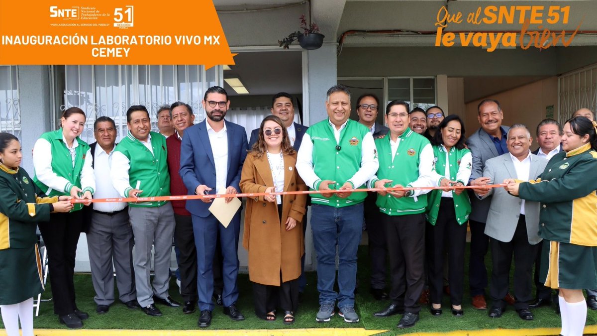 ComSnte51's tweet photo. 📢👉Se inauguró un Aula-Laboratorio Vivo en el #CEMEY. Su objetivo es potenciar las habilidades de estudiantes, docentes y personal administrativo a través de actividades significativas, creativas y colaborativas.
🟠Nota: https://t.co/uT7jSD9NAZ
#QueAlSNTE51LeVayaBien https://t.co/IOe4xZiYAh