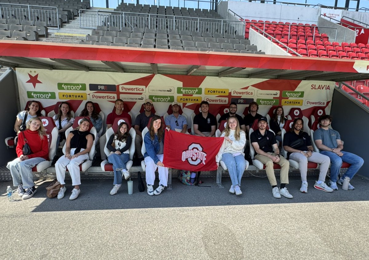 OhioState's tweet image. From stadium tours to professional networking, Buckeyes studying abroad in Europe are exploring what it takes to succeed in the global sports world. The program connects classroom learning with real-world experience. ποΈβοΈ go.osu.edu/C6ZV
