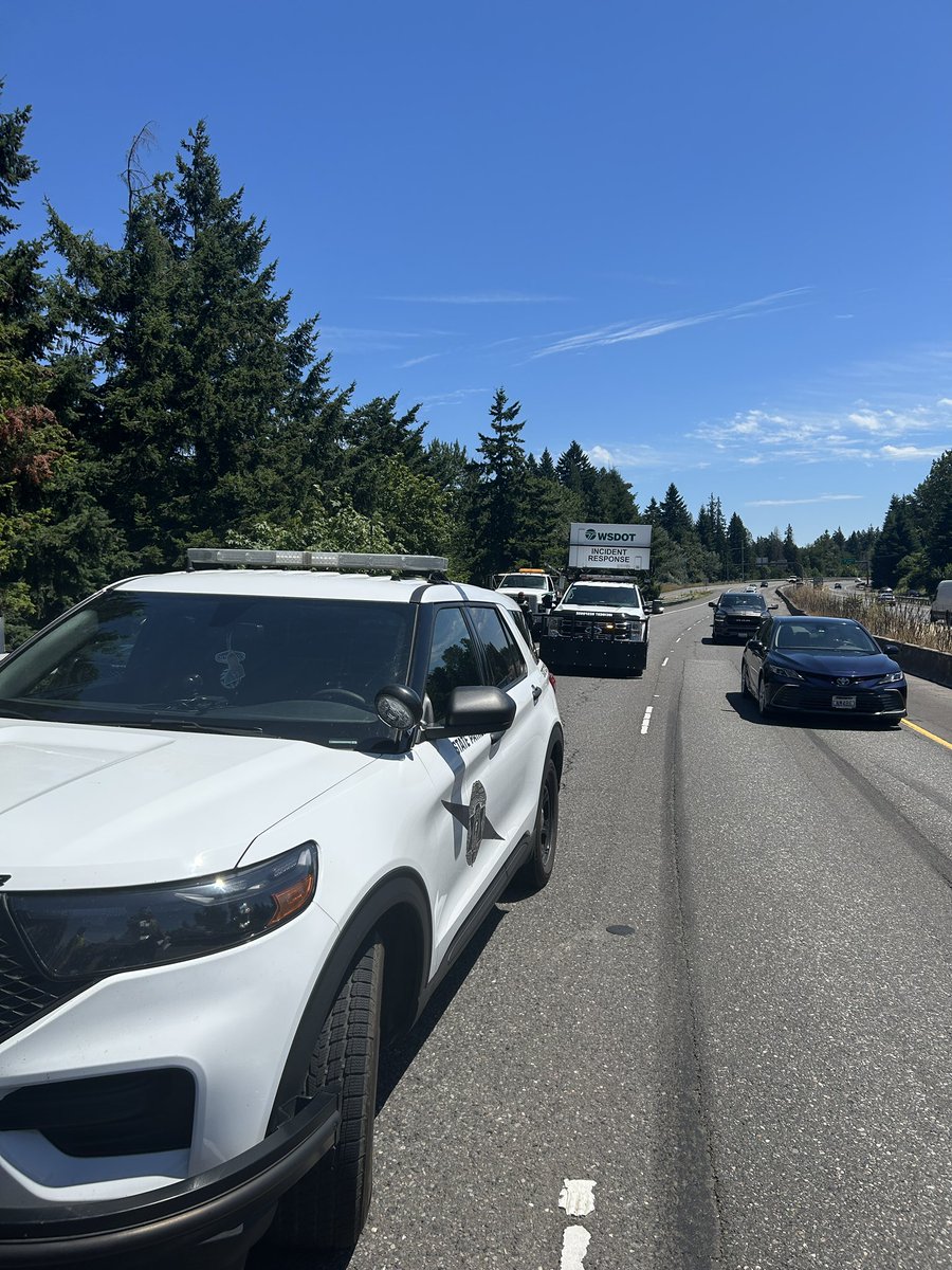 District 5 PIO (@wspd5pio) on Twitter photo On scene with a four vehicle collision on SR 500 near milepost 1. Thankfully no injuries! Roadway should be fully opened soon. <a href="/wsdot_southwest/">WSDOT Southwest</a> On scene with a four vehicle collision on SR 500 near milepost 1. Thankfully no injuries! Roadway should be fully opened soon. <a href="/wsdot_southwest/">WSDOT Southwest</a>