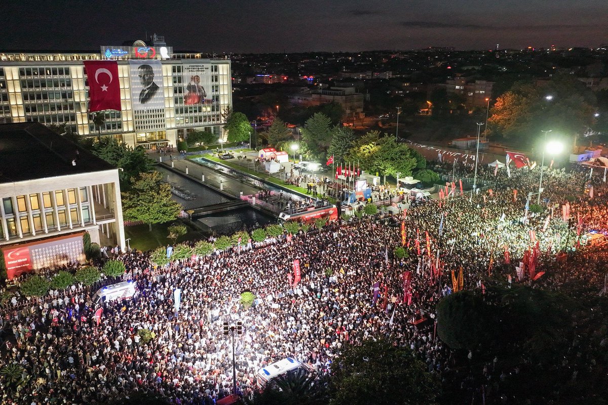 Egemenlik kayıtsız şartsız milletindir. 🇹🇷