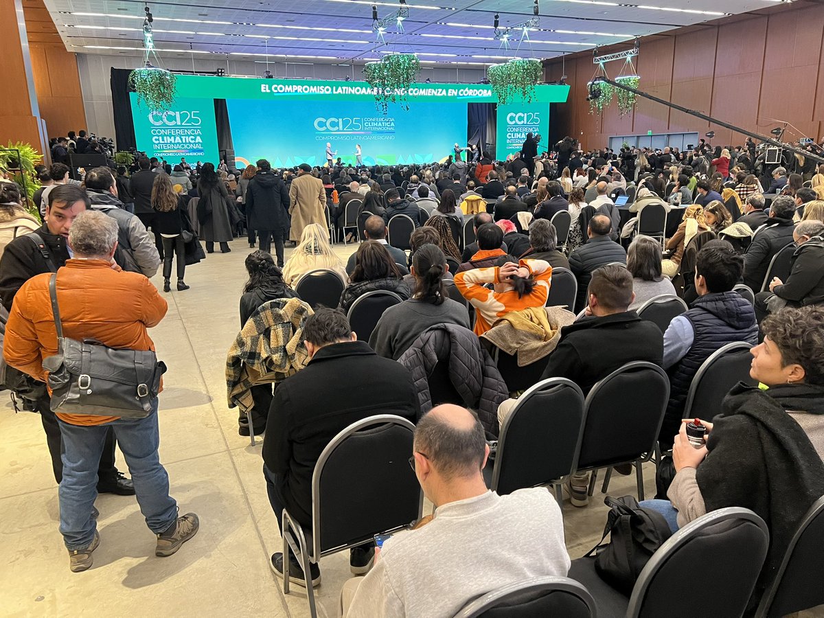 #FLACMA participa en la <Conferencia Climática Internacional; Compromiso Latinoamericano> que hoy inicia en Cordóba🇦🇷

Se reúnen lideres locales, organismos y expertos para debatir 3 días una agenda climática rumbo a #COP2025; asisten nuestro SrioGral🇲🇽 y Experto Rodrigo Arias🇨🇱