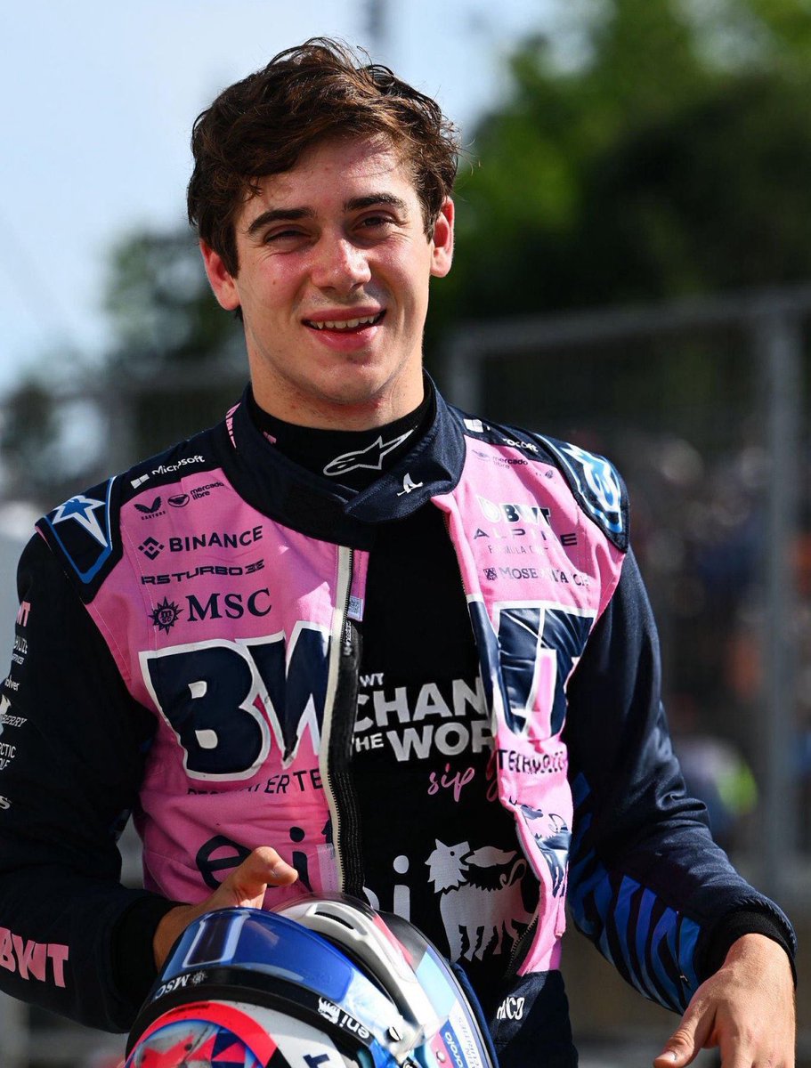 “Gracias a los que siguen bancando”
- Franco Colapinto 🇦🇷

Mirá si no lo vamos a bancar a muerte después de poner nuestra bandera en uno de los 20 asientos en la máxima categoría del automovilismo 🤌🏼

De acá no nos mueve nadie.