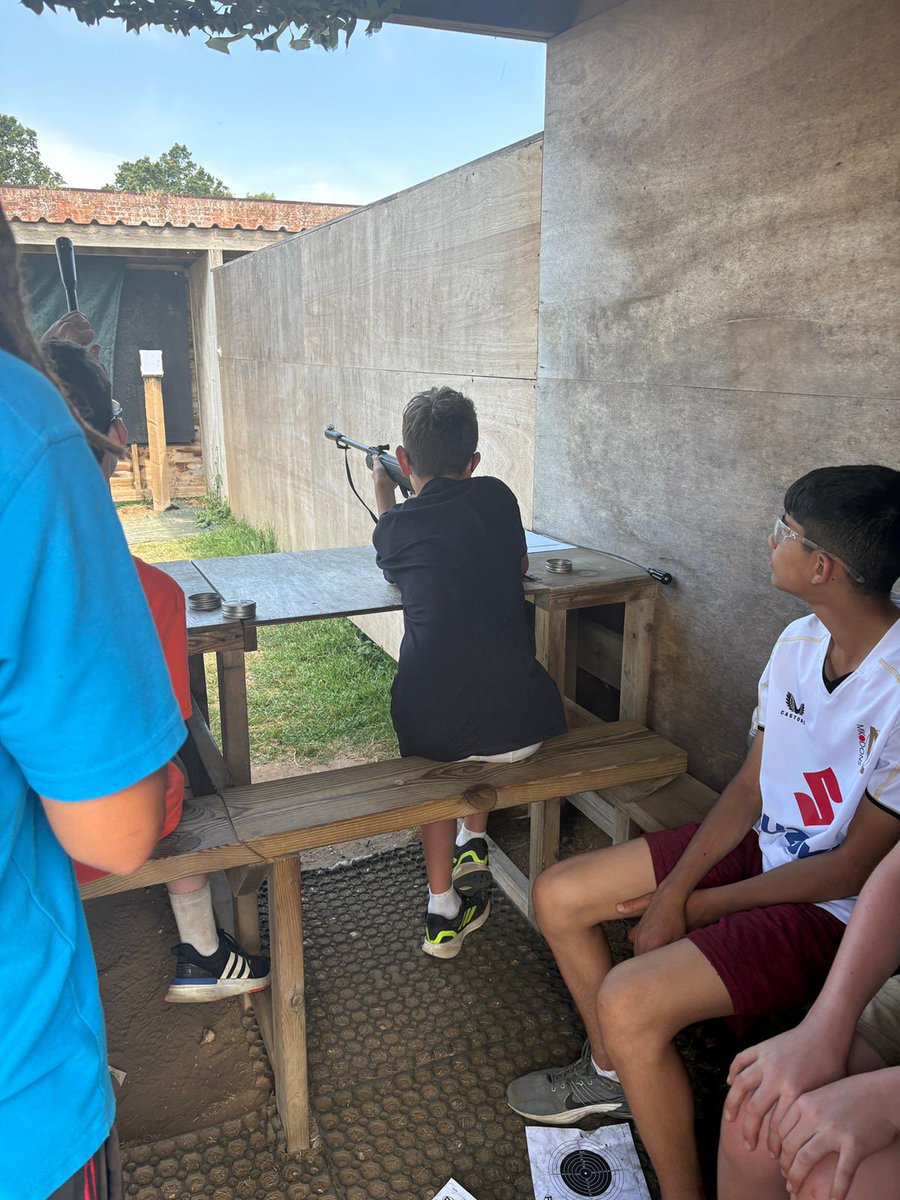 Bedford Prep Trips tweet media