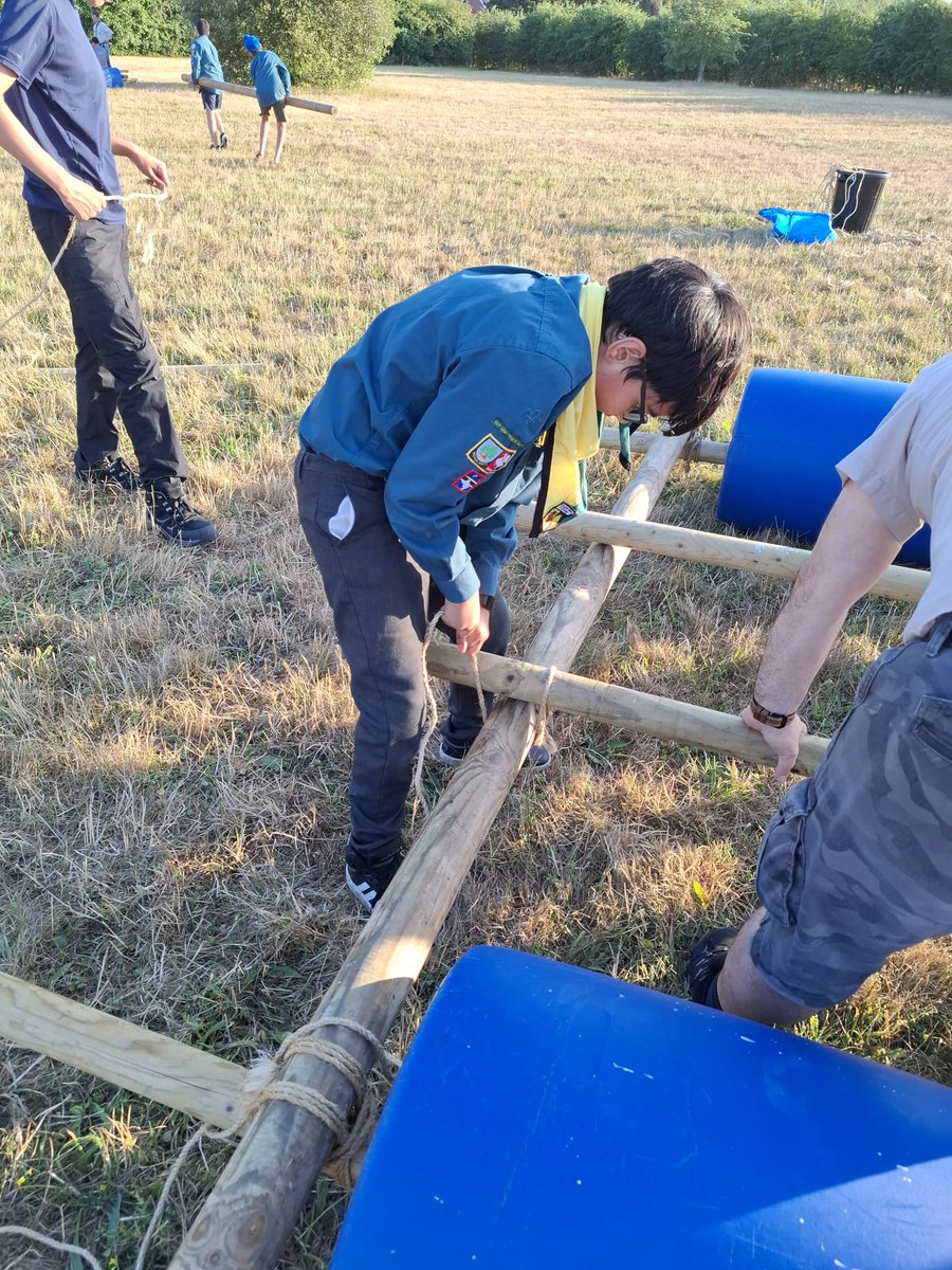 LRDScouts's tweet photo. Last week at LRD:
No meeting for the Beavers after their summer camp, but the Cubs were playing some international themed games.
The Scouts were using their pioneering skills to make Flintstone cars to ride down the hill behind the hut. https://t.co/tdZxbjp186