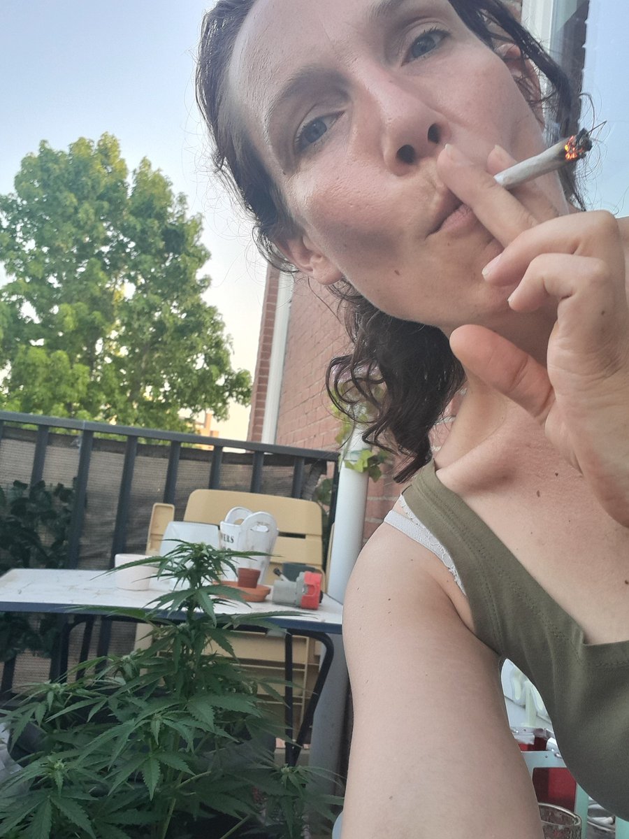 Fijne Avond PeepZzz...🤗

#EveningVibes #sunnyday 
#Relaxed