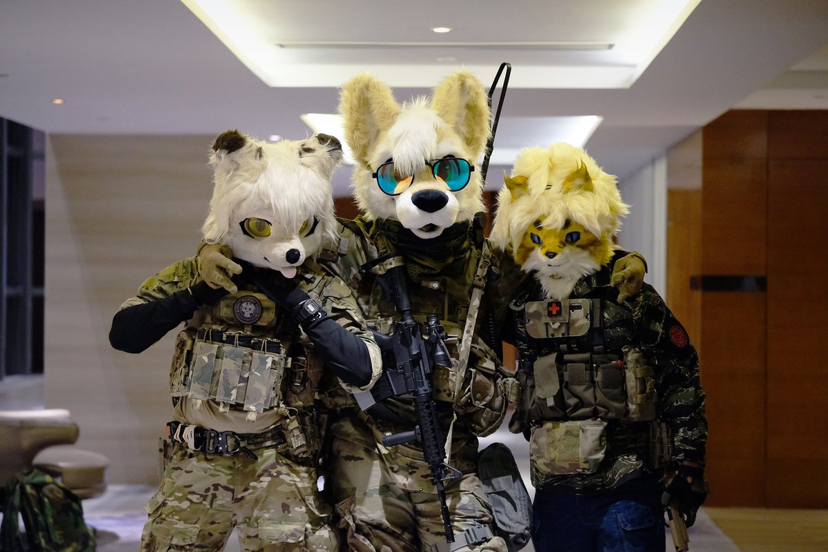 Let’s go！！！
📷<a href="/LYKOS_42/">LLLLLykos</a> 

#furry #fursuit #FursuitsEveryday
