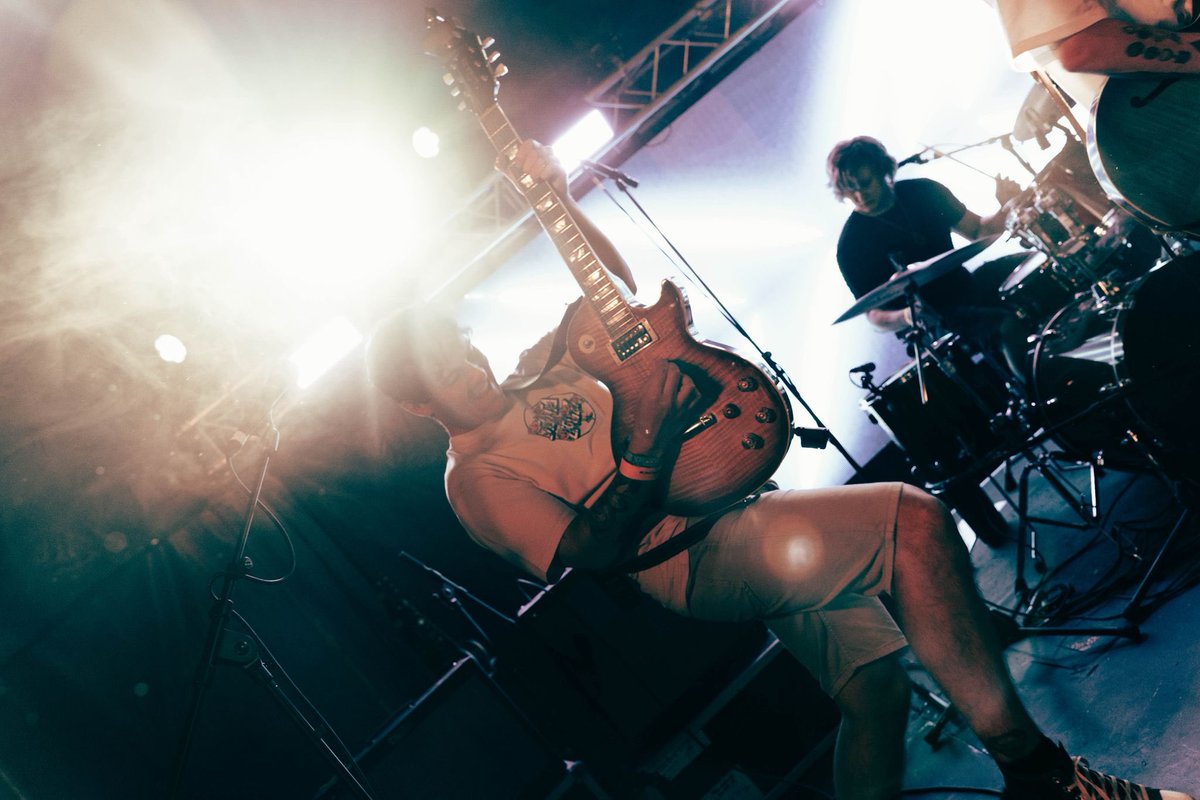 RIVIA_BAND's tweet image. This Saturday we are at @networksheffield playing a HUGE show with @drlpromotions. Stage times coming soon, cmonnnn👊
📸 @romytakesphotos 💜