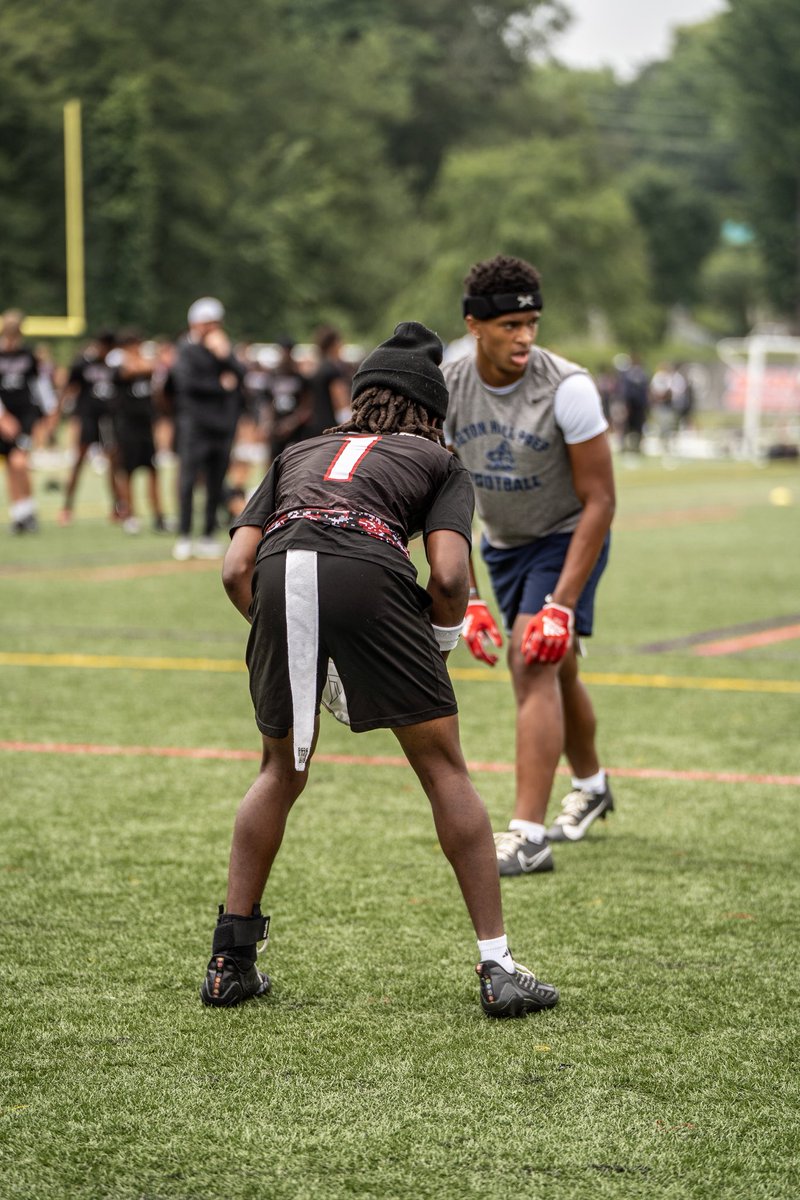 DarylSmith3_'s tweet image. Enjoyed my Saturday over in Teaneck at Zone6ix 7on7 tourney. 1 Pick Six 3 PBU’s @FootballBayonne @Zone6ixSports @PrepRedzone @njgridiron_