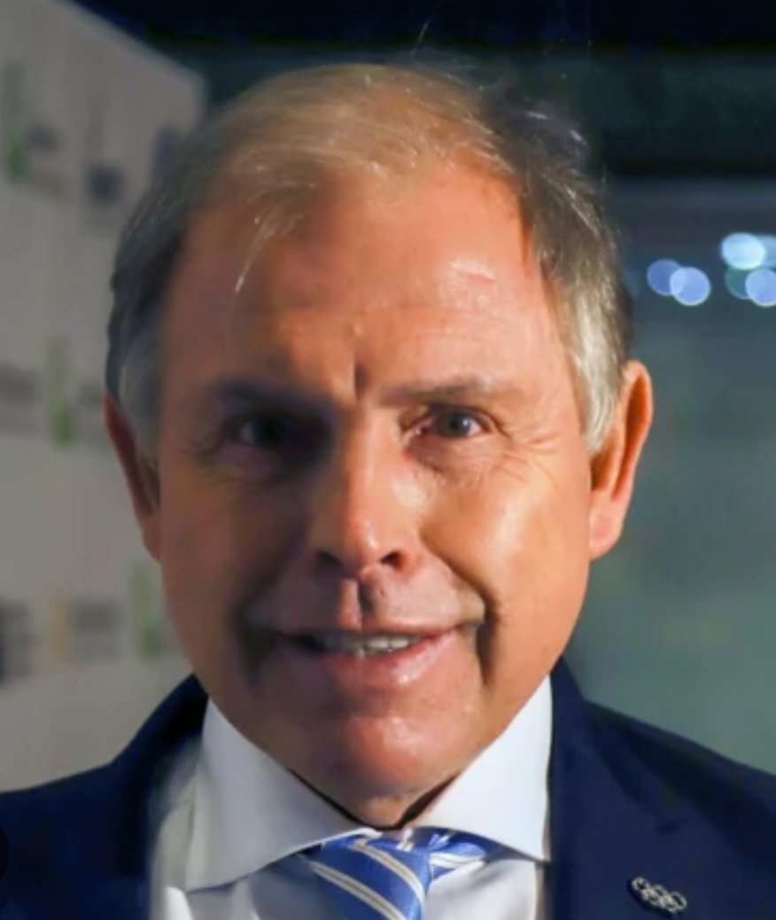 Jamás lo olvides.....
El actual ministro de relaciones exteriores Gerardo Werthein fue quien participó de la compra de acciones de ypf del grupo Eskenasi
Todo va con todo viste?
La casta de Milei