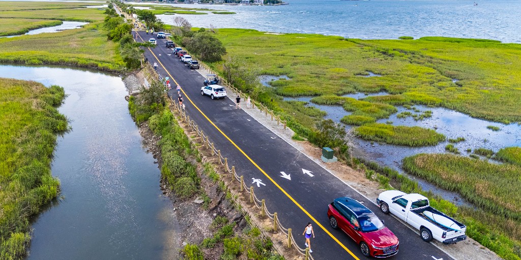 Today we celebrated the completion of the Pitt Street Bridge Micromobility Improvements Project, enhancing one of Mount Pleasant’s most beloved parks and historic landmarks.