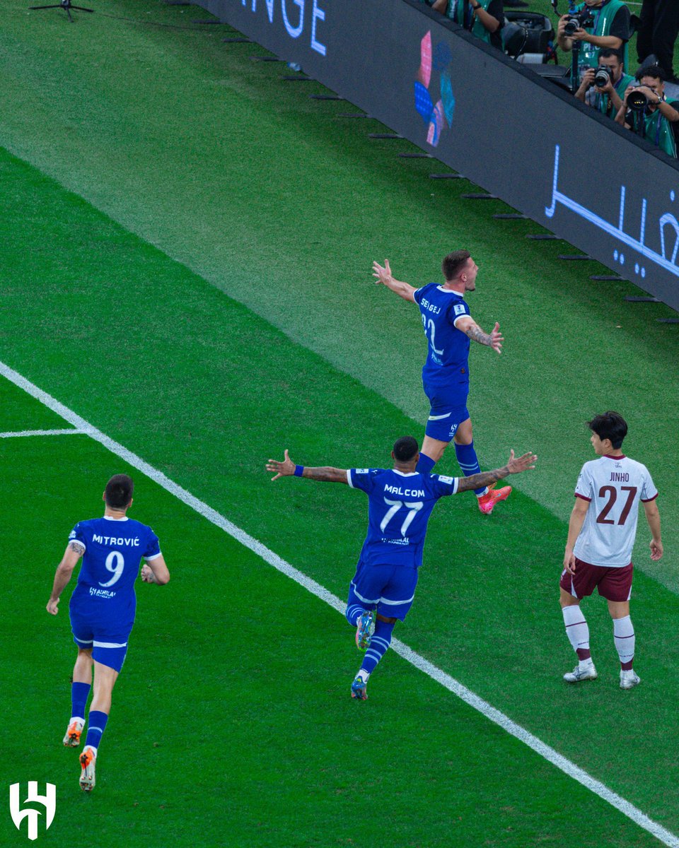 SportStuff24's tweet photo. سافيتش :

من الرائع تلقي إشادة من مدرب مثل بيب غوارديولا، لقد أظهرنا مستوانا الحقيقي وأشعر براحة كبيرة هنا في الهلال

إنزاغي وصل وأعرفه جيدًا لذلك علينا أن نواصل الإيمان حتى النهاية ... https://t.co/ji1iWqcFZc