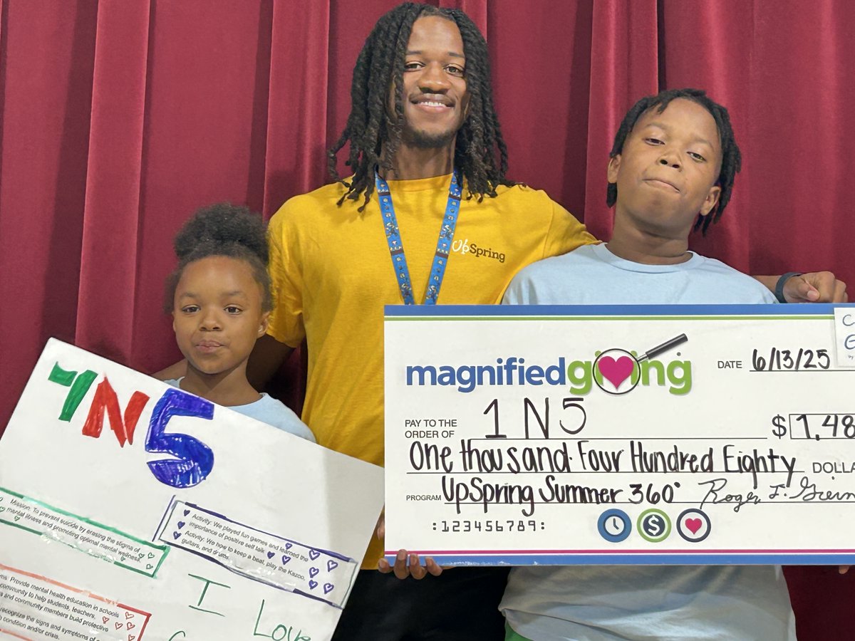 MagnifiedGiving's tweet image. camp give kicked off last month in partnership with UpSpringCincy 💙

students explored youth philanthropy, gave real grants, and led with heart.

shoutout to Ameccuh, a DePaul work-study student, for supporting these future changemakers 🙌
#CampGive #YouthPhilanthropy