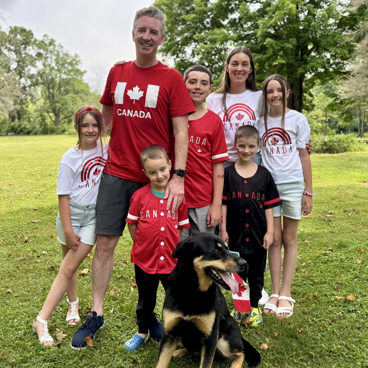 MikeBarrettON's tweet image. Amazing day celebrating Canada Day with patriotic Canadians in communities across Leeds & Grenville.
Great people, great communities, and the greatest country! 🇨🇦