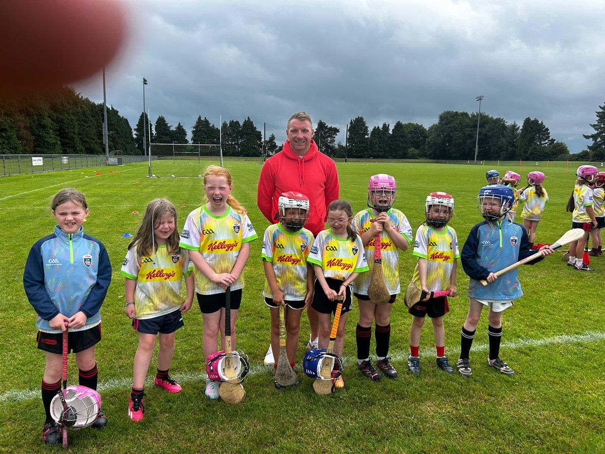 Cúl camp girls with Cork Football captain Brian Hurley.