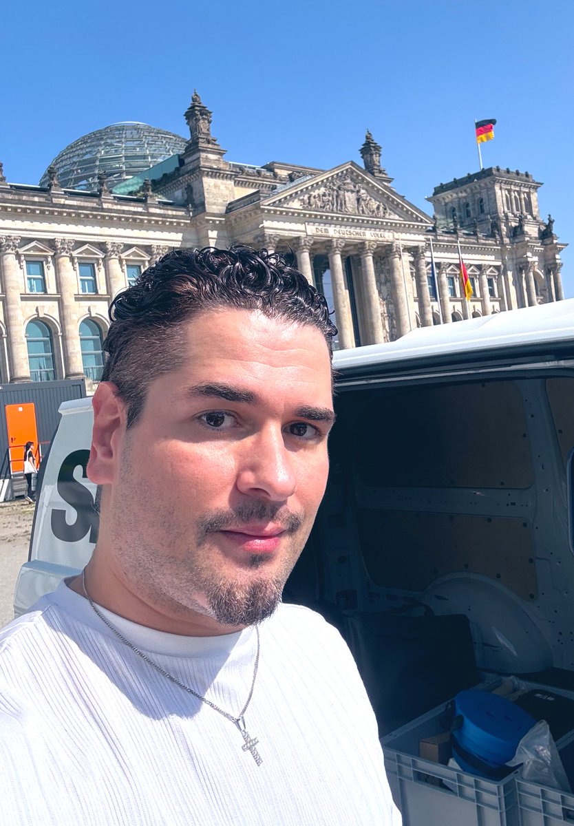 Andre Kindt (@andrekindtafd) on Twitter photo Hallo Liebe Follower ! Ich habe einen neuen Vernetzungspost erstellt zum folgen, gerne könnt ihr euren @Profilname hinzufügen.
<a href="/Alice_Weidel/">Alice Weidel</a>
<a href="/Eirene12345/">🇩🇪Eiren🇵🇱🇮🇱🇷🇺🇦🇷🇺🇲🇨🇳</a> 🙏🏻💙
<a href="/AlxSell/">Dr. Alexander Sell, MEP</a>
<a href="/Kristin_Brinker/">Dr. Kristin Brinker</a>
<a href="/Beatrix_vStorch/">Beatrix von Storch</a>
<a href="/MalteKaufmann/">Dr. Malte Kaufmann MdB</a>
<a href="/M_Reichardt_AfD/">Martin Reichardt, MdB</a>
<a href="/LichtenbergAfD/">AfD-Bezirksverband Lichtenberg von Berlin</a>
<a href="/nguyen_afd/">Anna Nguyen, MdL</a> Hallo Liebe Follower ! Ich habe einen neuen Vernetzungspost erstellt zum folgen, gerne könnt ihr euren @Profilname hinzufügen.
<a href="/Alice_Weidel/">Alice Weidel</a>
<a href="/Eirene12345/">🇩🇪Eiren🇵🇱🇮🇱🇷🇺🇦🇷🇺🇲🇨🇳</a> 🙏🏻💙
<a href="/AlxSell/">Dr. Alexander Sell, MEP</a>
<a href="/Kristin_Brinker/">Dr. Kristin Brinker</a>
<a href="/Beatrix_vStorch/">Beatrix von Storch</a>
<a href="/MalteKaufmann/">Dr. Malte Kaufmann MdB</a>
<a href="/M_Reichardt_AfD/">Martin Reichardt, MdB</a>
<a href="/LichtenbergAfD/">AfD-Bezirksverband Lichtenberg von Berlin</a>
<a href="/nguyen_afd/">Anna Nguyen, MdL</a>