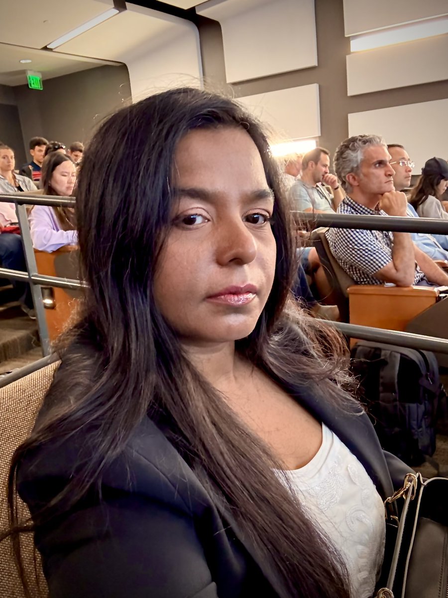 SidraMiconi's tweet image. @GoogleAI and @GoogleDeepMind at @StanfordUChem :
Who won 2024 @NobelPrize in #Chemistry?
Demis Hassabis !
#SanFrancisco #PaloAlto #Startup #Founder #AI #Developer #ML