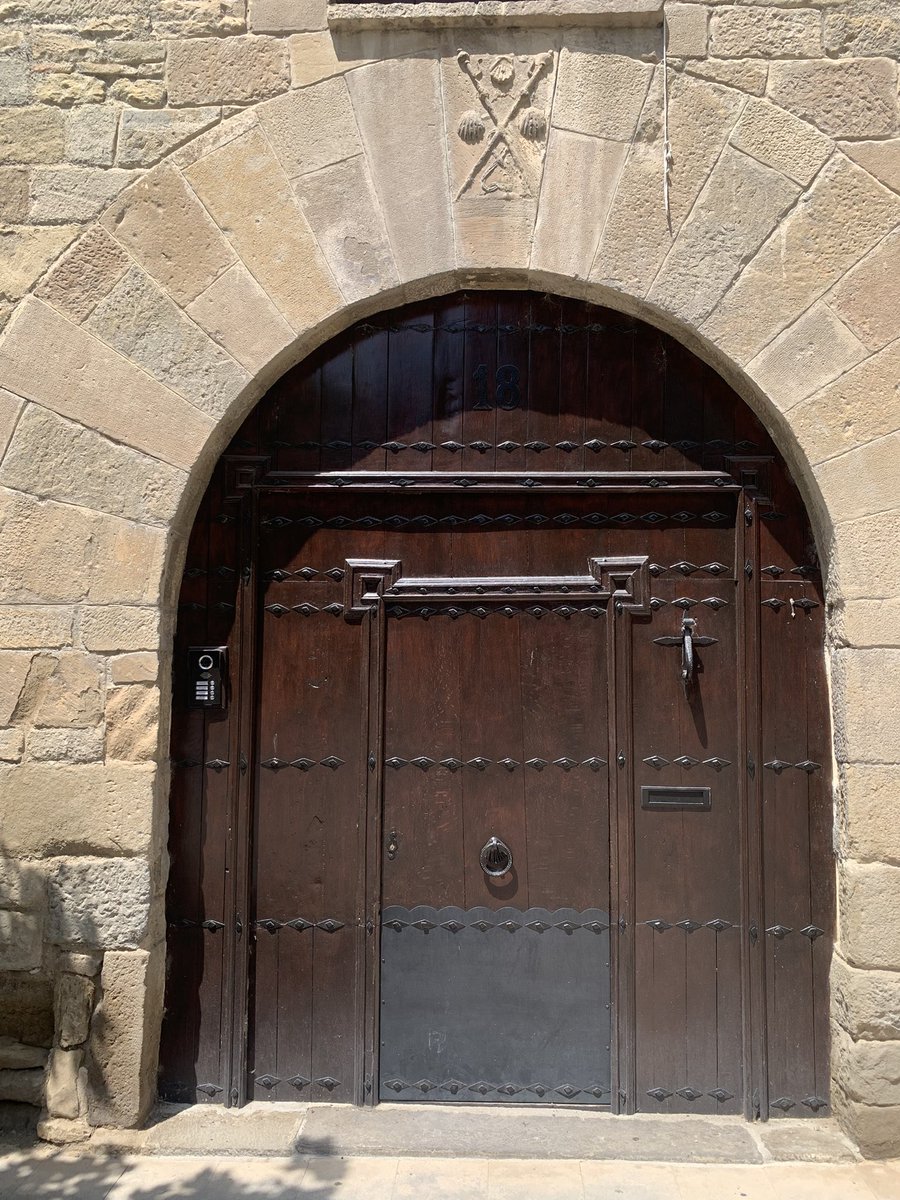 Puertas con solera tweet media