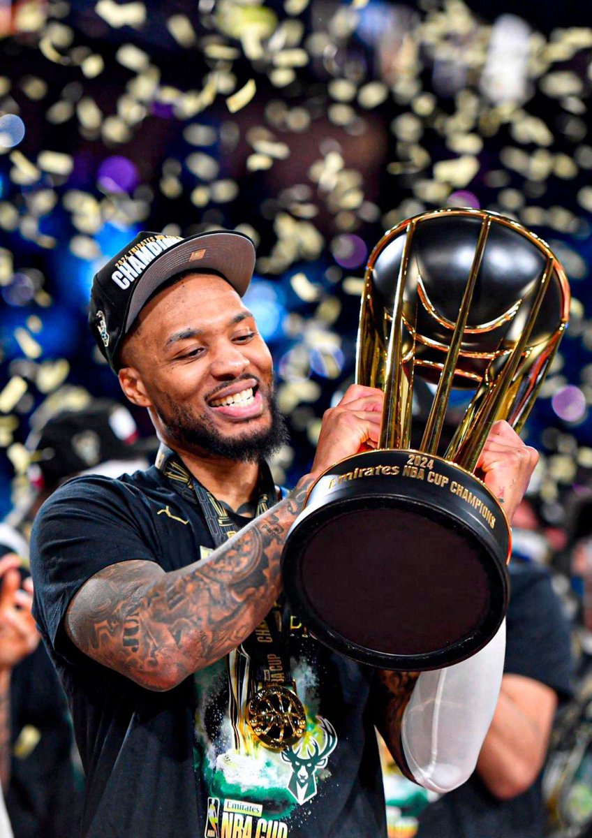 Formerly GiannisWorld (@giannisworld_) on Twitter photo Goodbye my goat
What a person, always left it all out regardless of how his time went
I hope he doesnβt look back at that time and feel bad about it
Milwaukee loves <a href="/Dame_Lillard/">Damian Lillard</a> Goodbye my goat
What a person, always left it all out regardless of how his time went
I hope he doesnβt look back at that time and feel bad about it
Milwaukee loves <a href="/Dame_Lillard/">Damian Lillard</a>