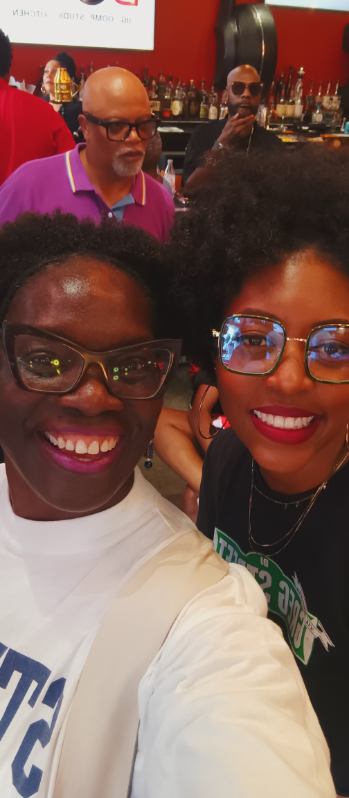 ChitChatComm tweet media