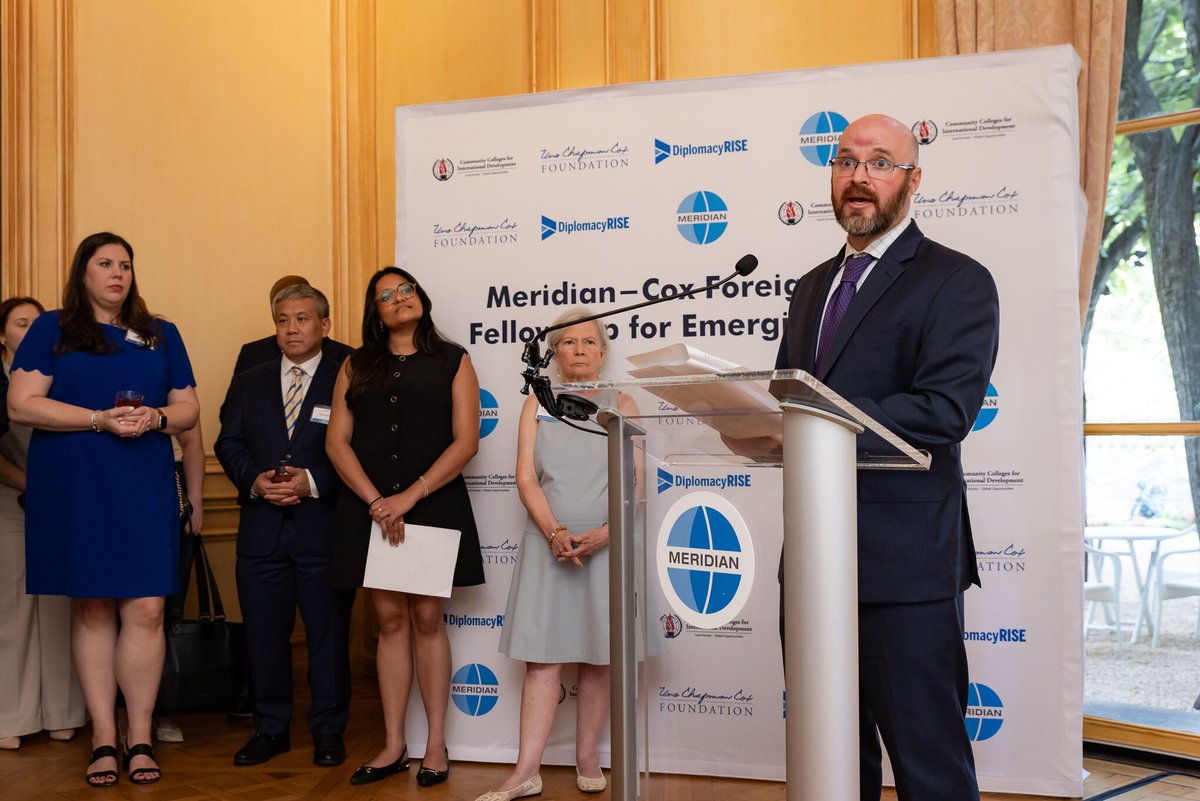 MIC_Exchanges's tweet image. The future of U.S. diplomacy depends on agile, well-prepared leaders. Our 2025 #DiplomacyRISE Networking Reception brought Meridian-Cox Foreign Service Fellows together with diplomats and global affairs experts to build lasting connections and opportunities into the Foreign…
