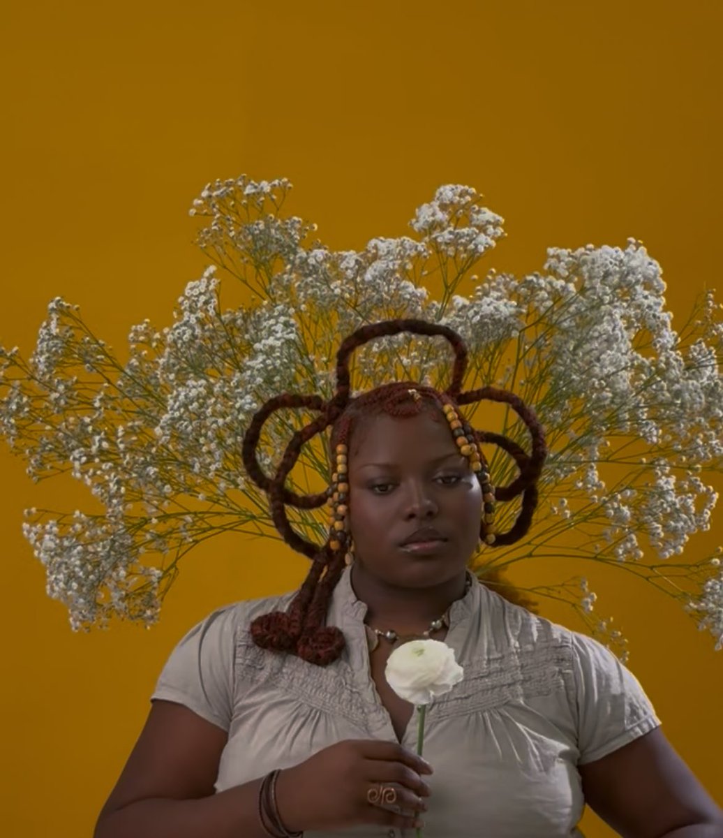 i called my granny yesterday to show her my hair and she loved it so much😭she said it makes me look more african