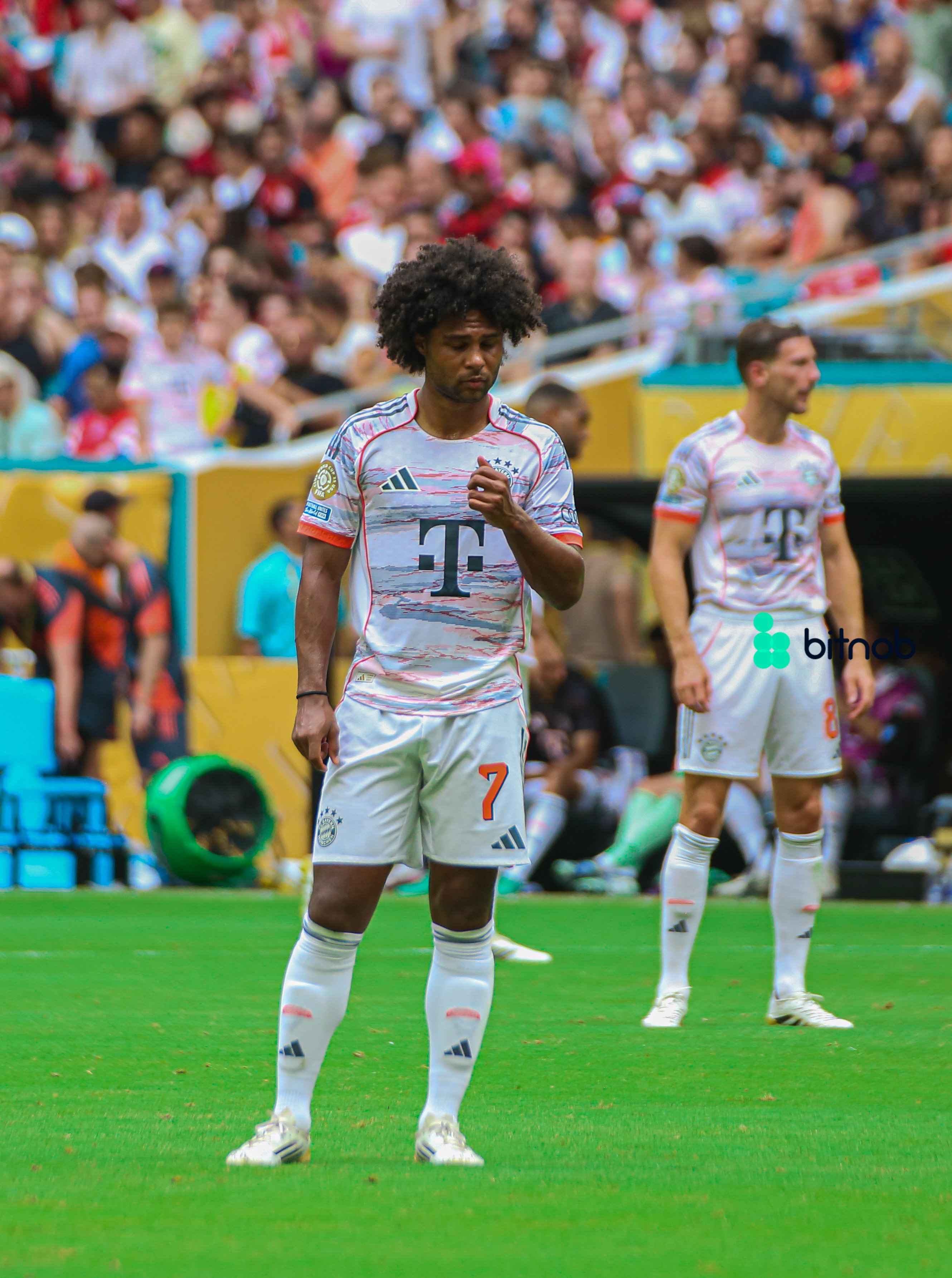 W杯　写真集 L`EQUIPE La coupe du Monde 447 Coupe Du Monde De Football 2002 Stock Photos, High-Res