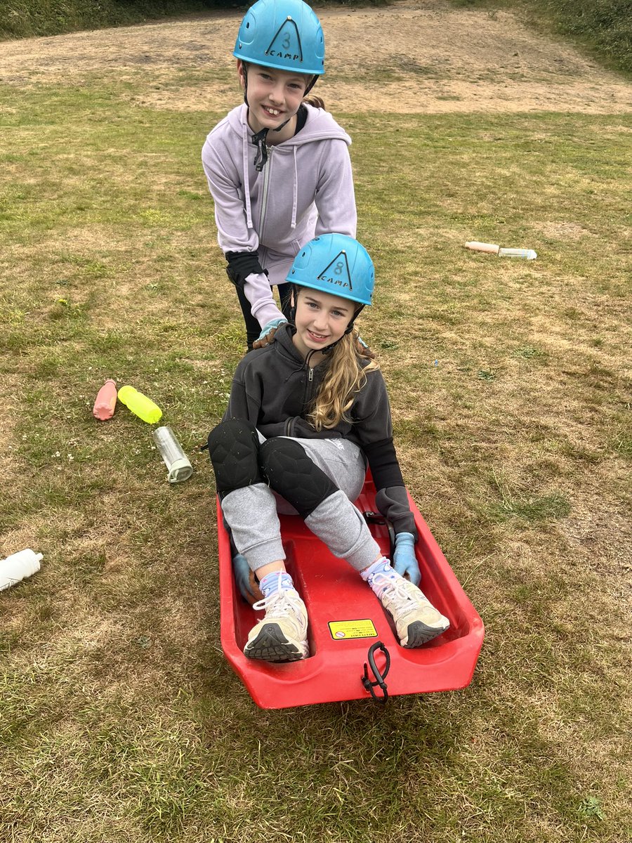 TeamMarton's tweet photo. Lots of fun doing grass sledging this afternoon 🛷 https://t.co/WfY373R04W