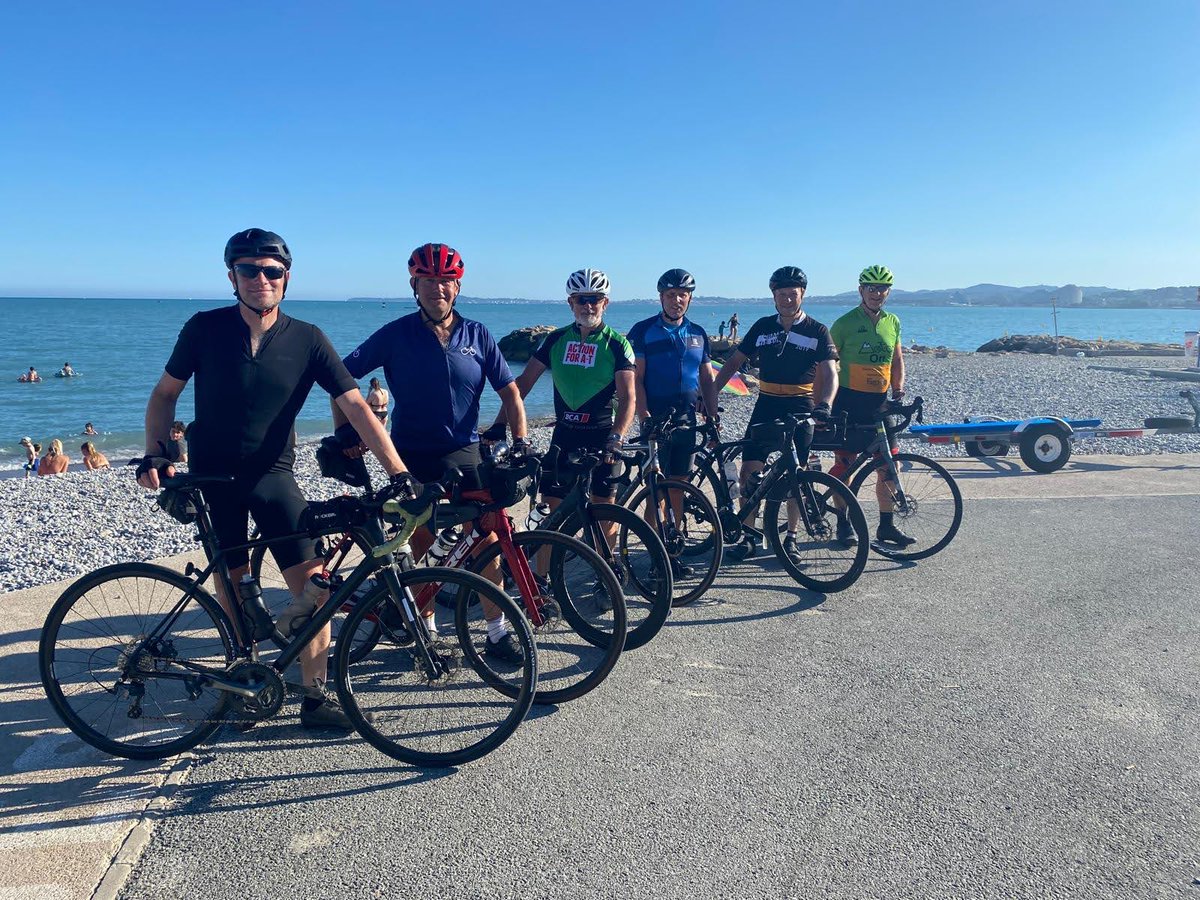 MNDoddie5's tweet image. At the end of May, Howard & fellow members of the MotorOn Cymru team cycled 900+ miles across France for the Foundation & in memory of their friend Bob Gledhill
We spoke to Howard to hear more about the ride & what it meant to him. Click below to read👇
myname5doddie.co.uk/whats-on/artic…
